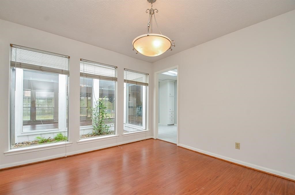 15815 Boulder Oaks Drive Property Photo 23