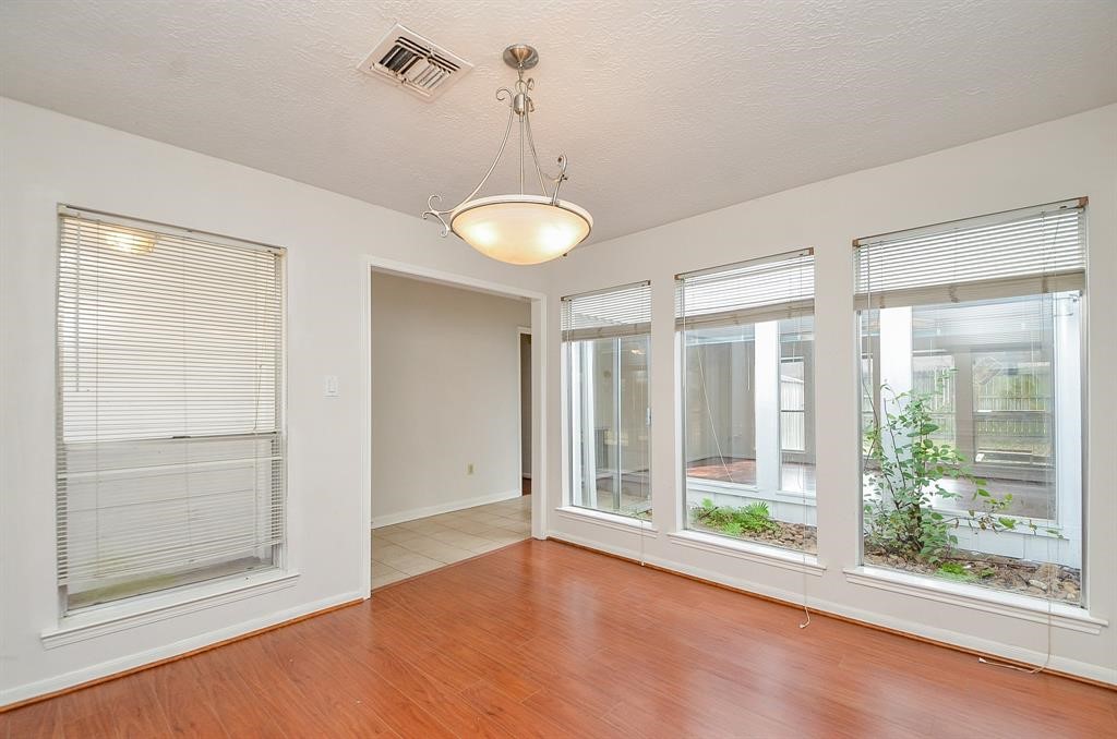 15815 Boulder Oaks Drive Property Photo 24