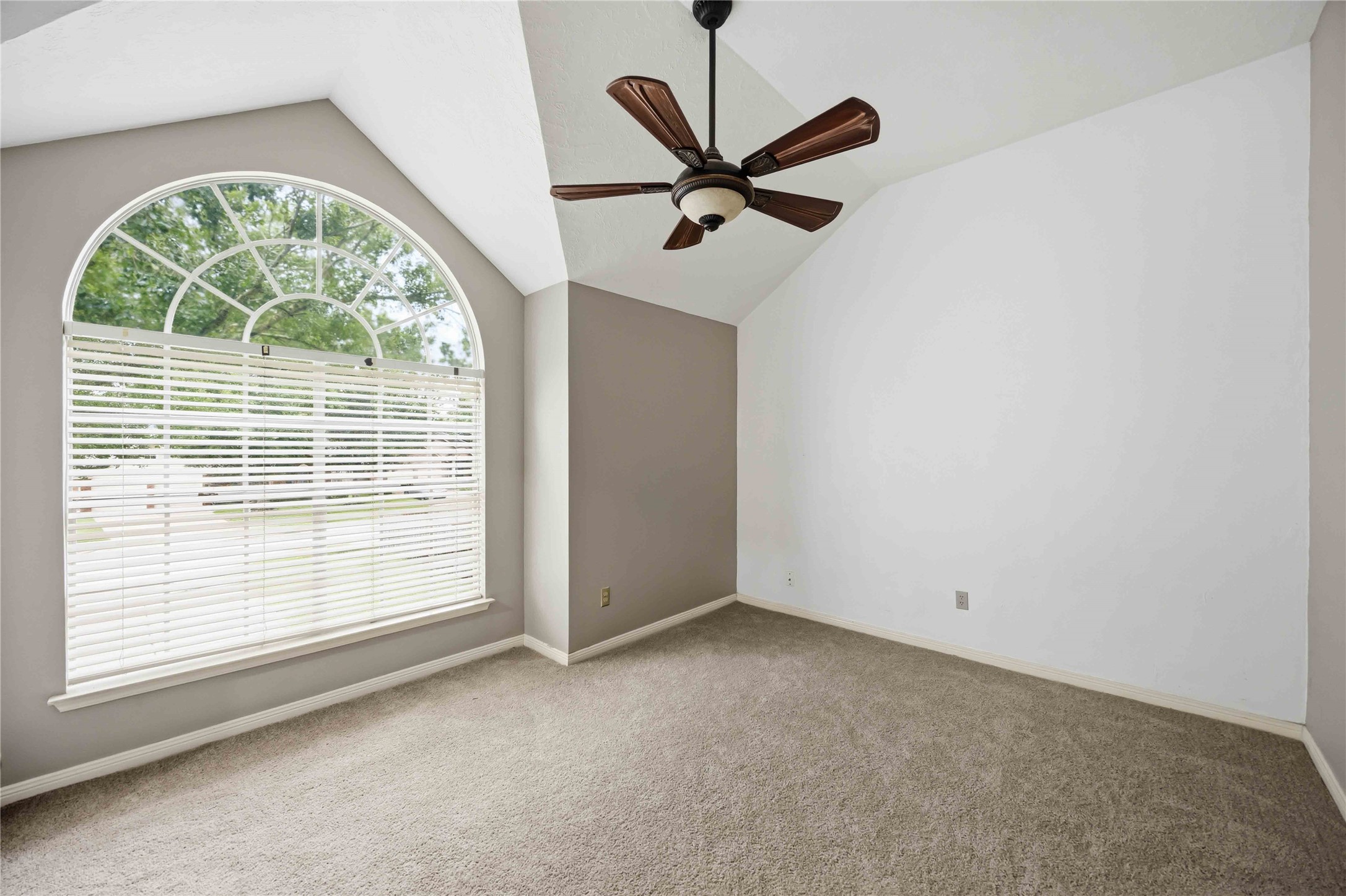 7406 Marble Glen Lane Property Photo 21