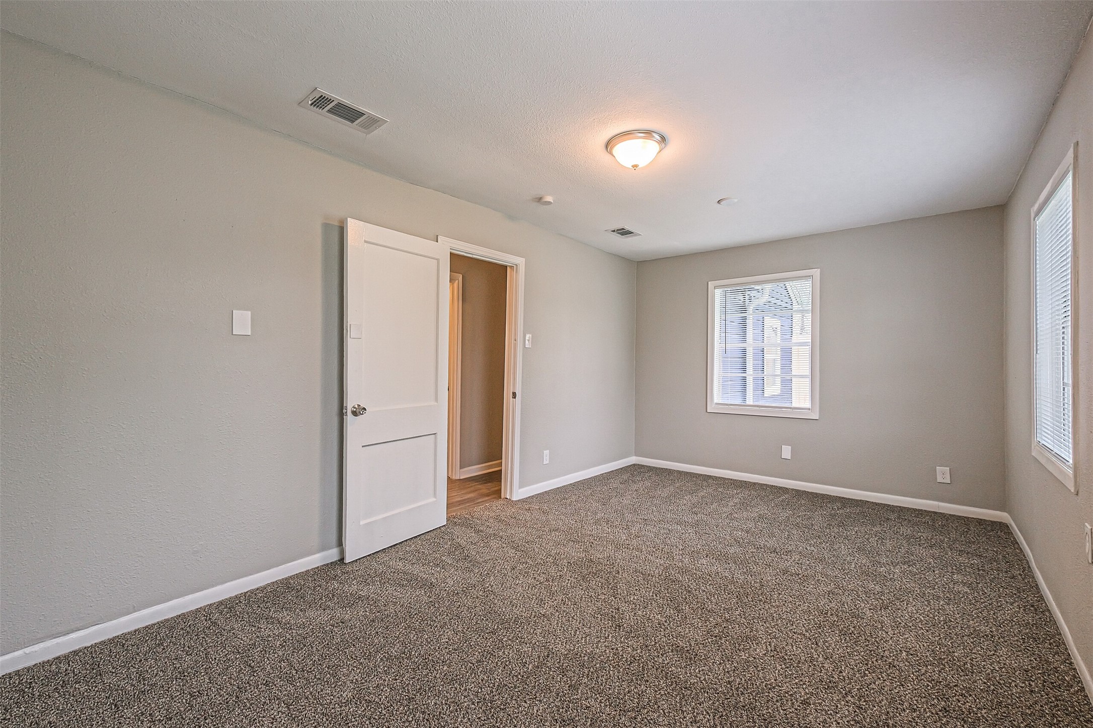 1539 Pleasantville Drive Property Photo 17