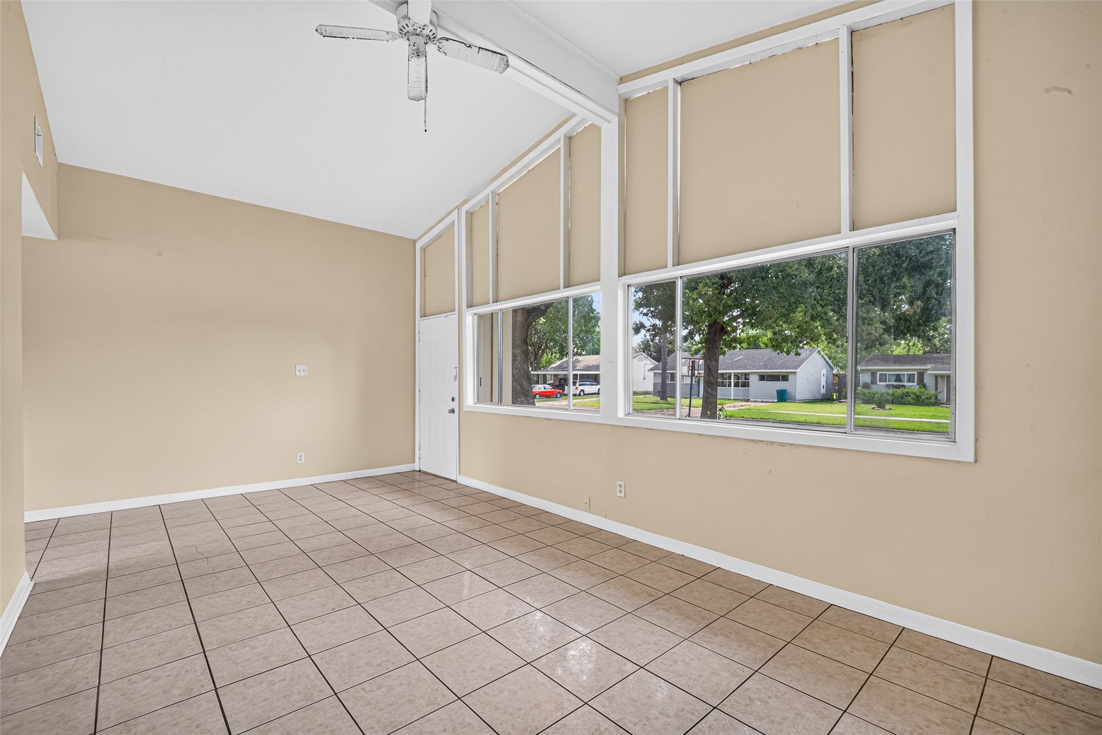 1307 Camden Road Property Photo 11