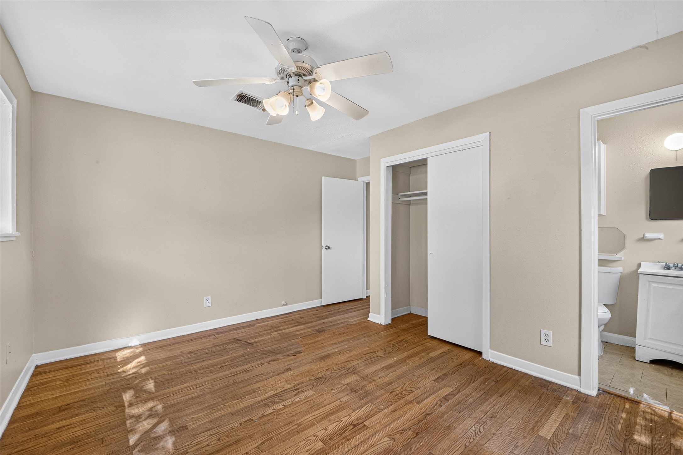 1307 Camden Road Property Photo 25