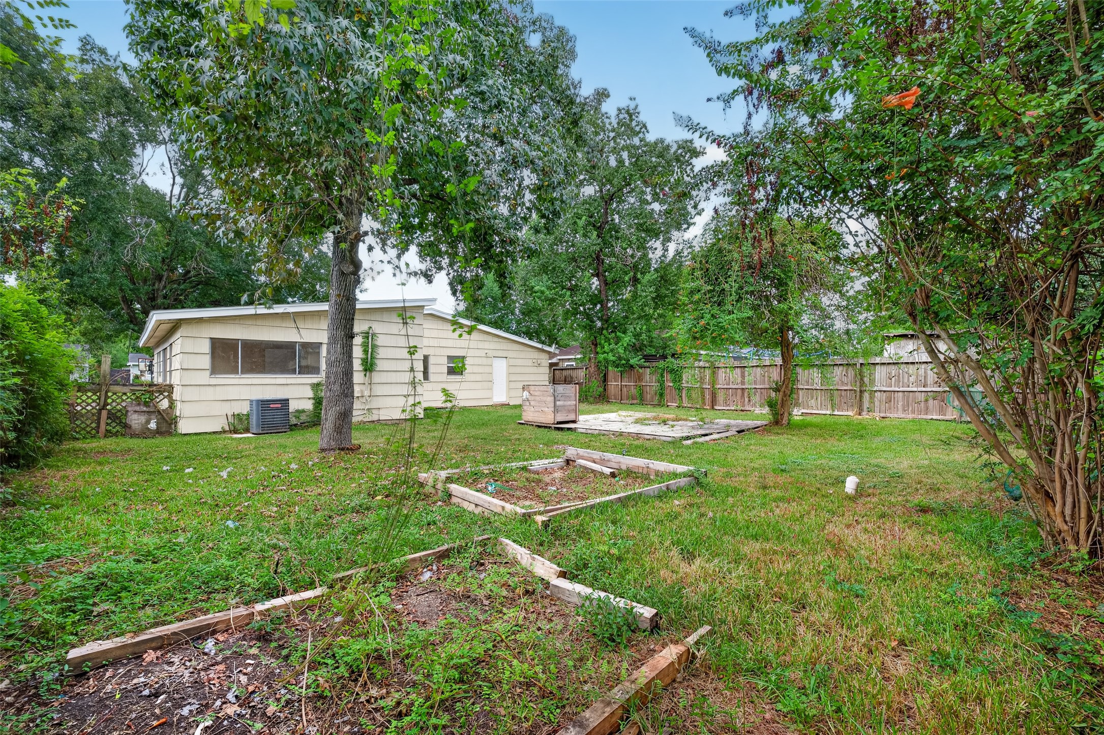 1307 Camden Road Property Photo 36