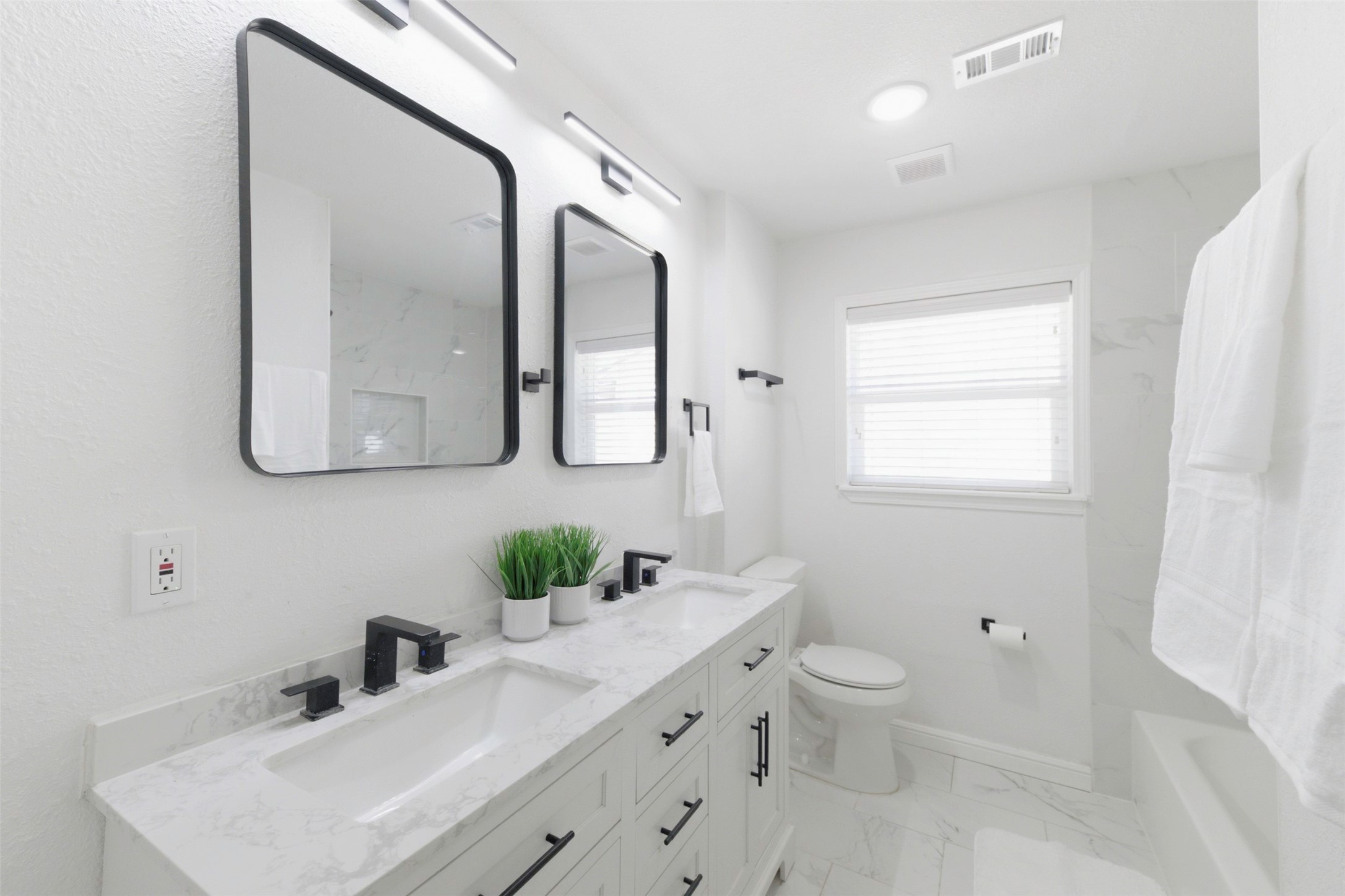 6211 Dumfries Drive Property Photo 29