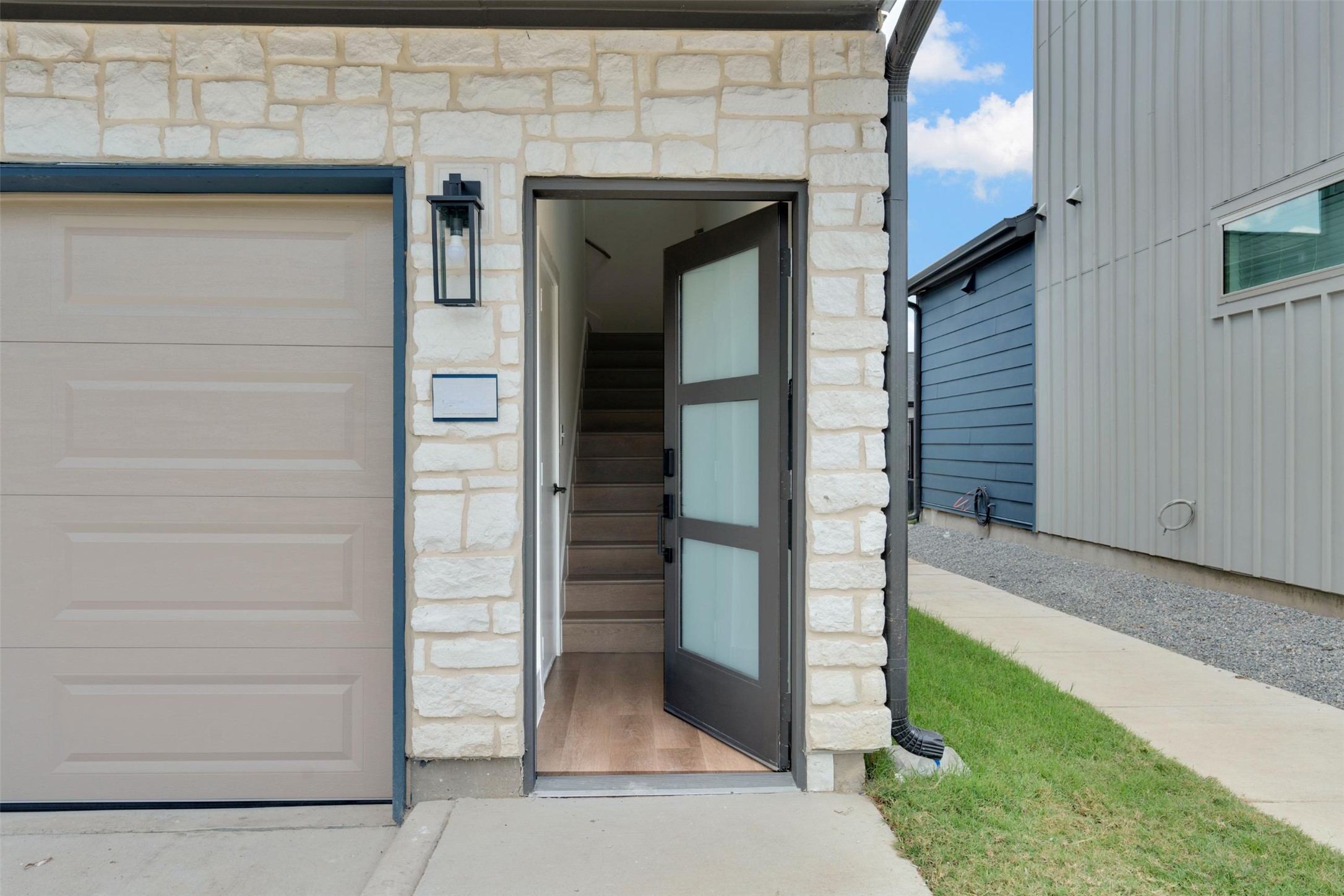 1548a Soccer Drive Property Photo 1