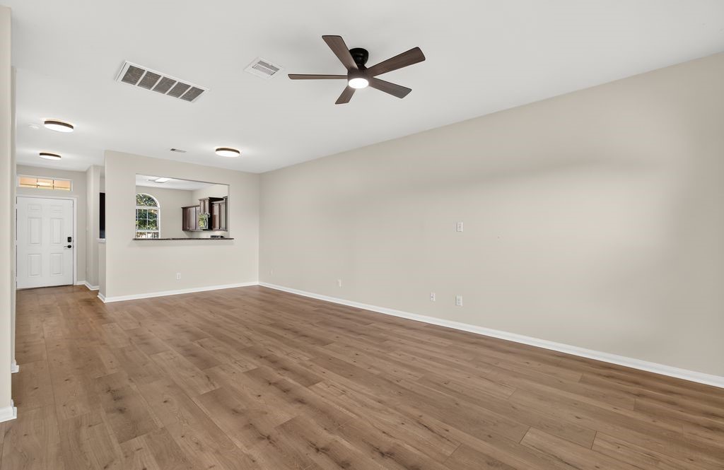 1835 Garnet Breeze Drive Property Photo 13