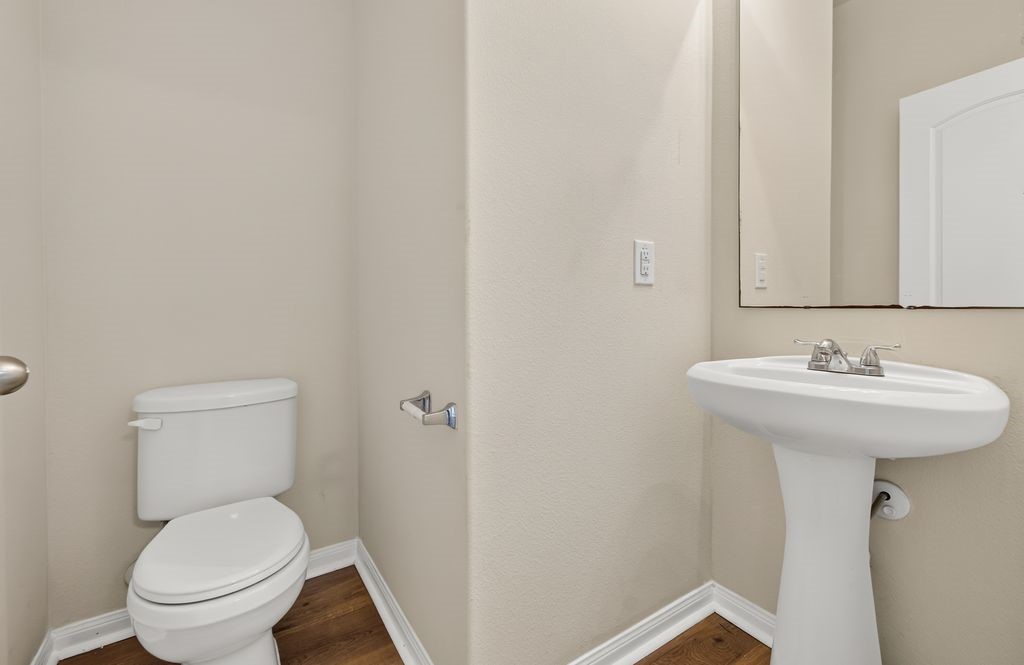 1835 Garnet Breeze Drive Property Photo 16
