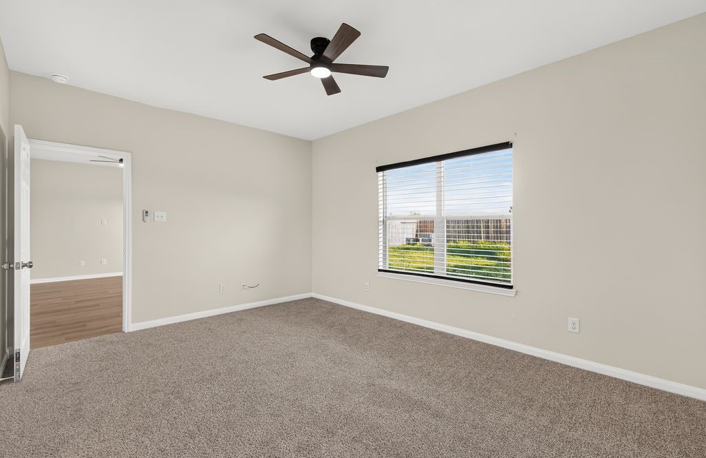 1835 Garnet Breeze Drive Property Photo 19
