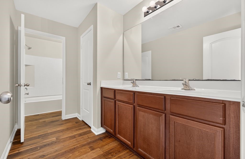1835 Garnet Breeze Drive Property Photo 27