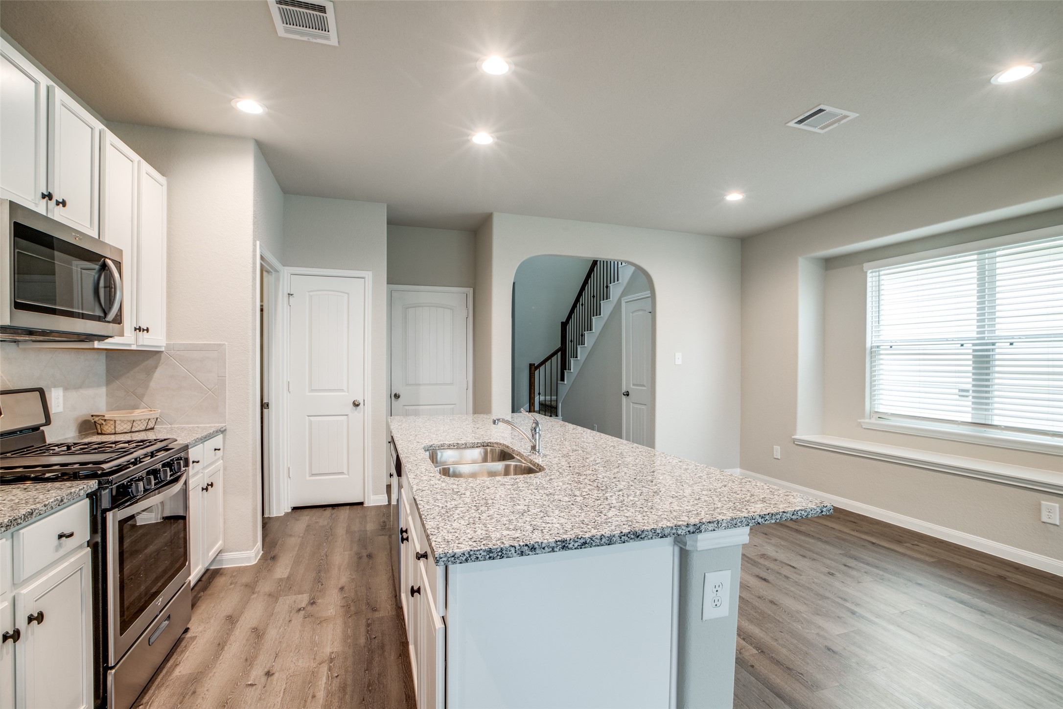 3649 Cub Drive Property Photo 10