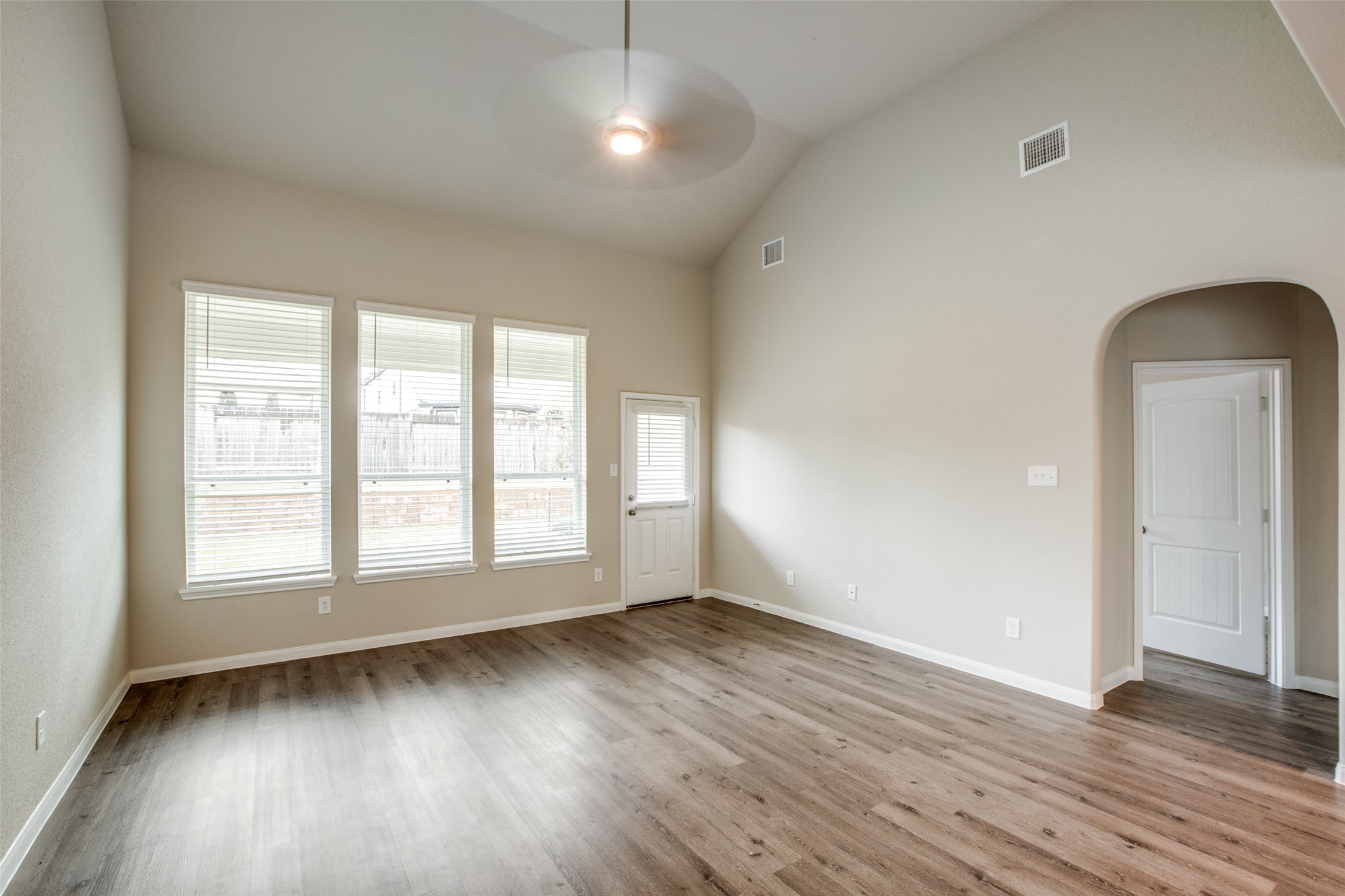 3649 Cub Drive Property Photo 18