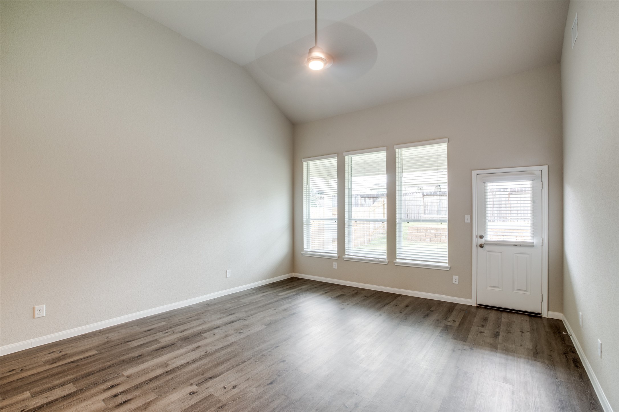 3649 Cub Drive Property Photo 19