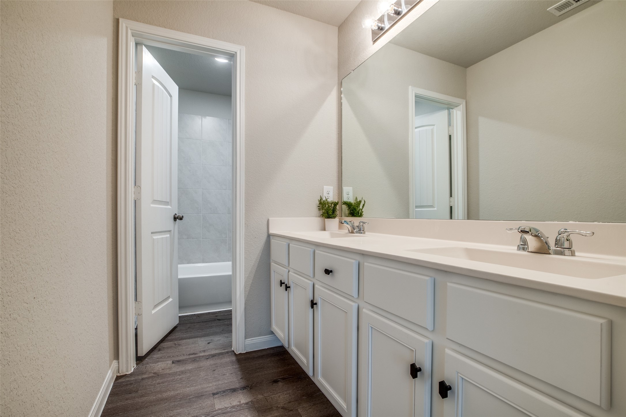 3649 Cub Drive Property Photo 25