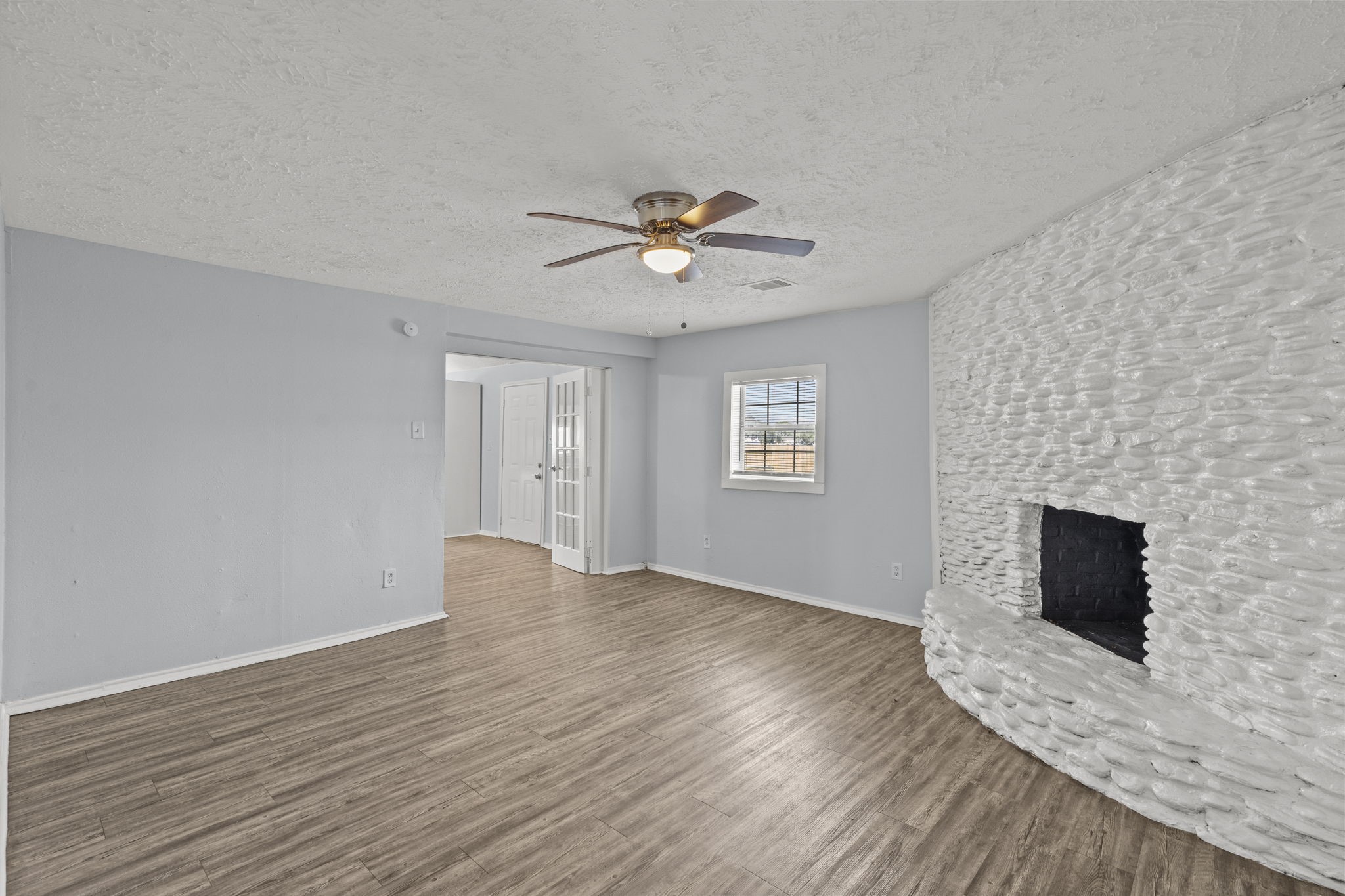 228 Orange Street Property Photo 4