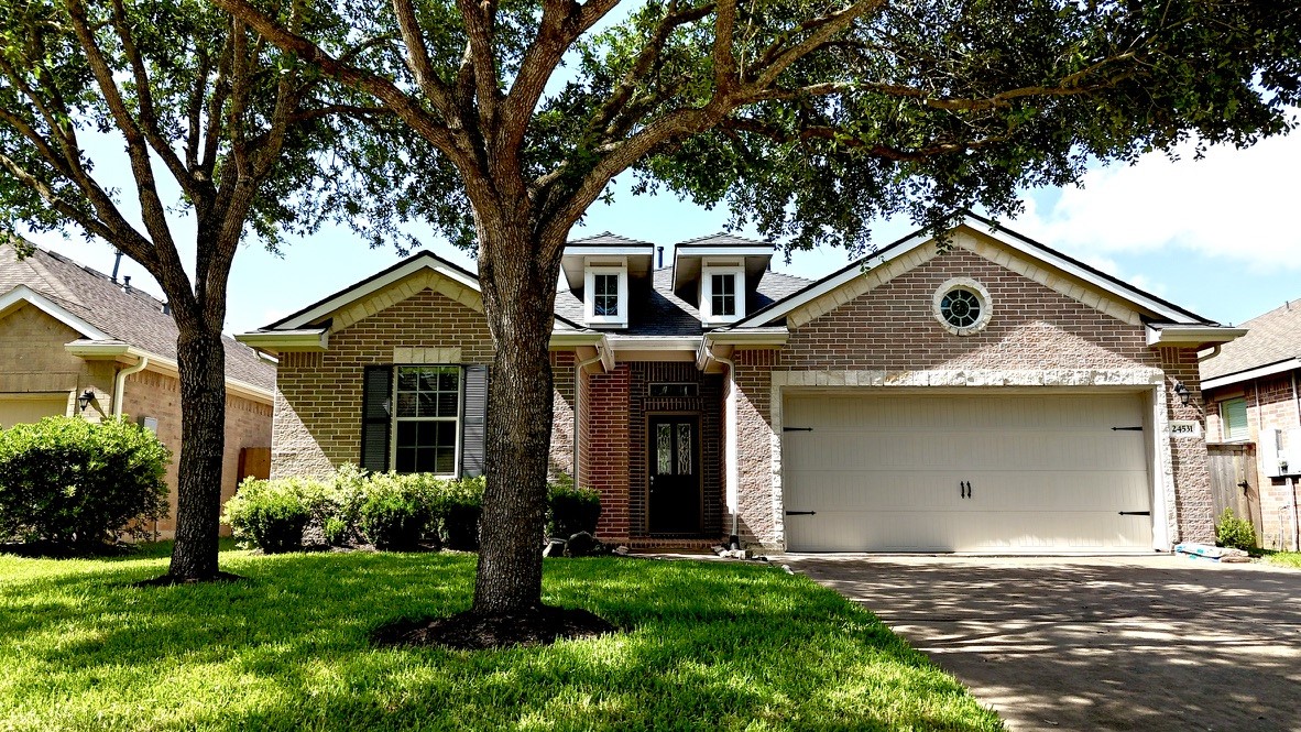 24531 Via Salerno Court Property Photo 5