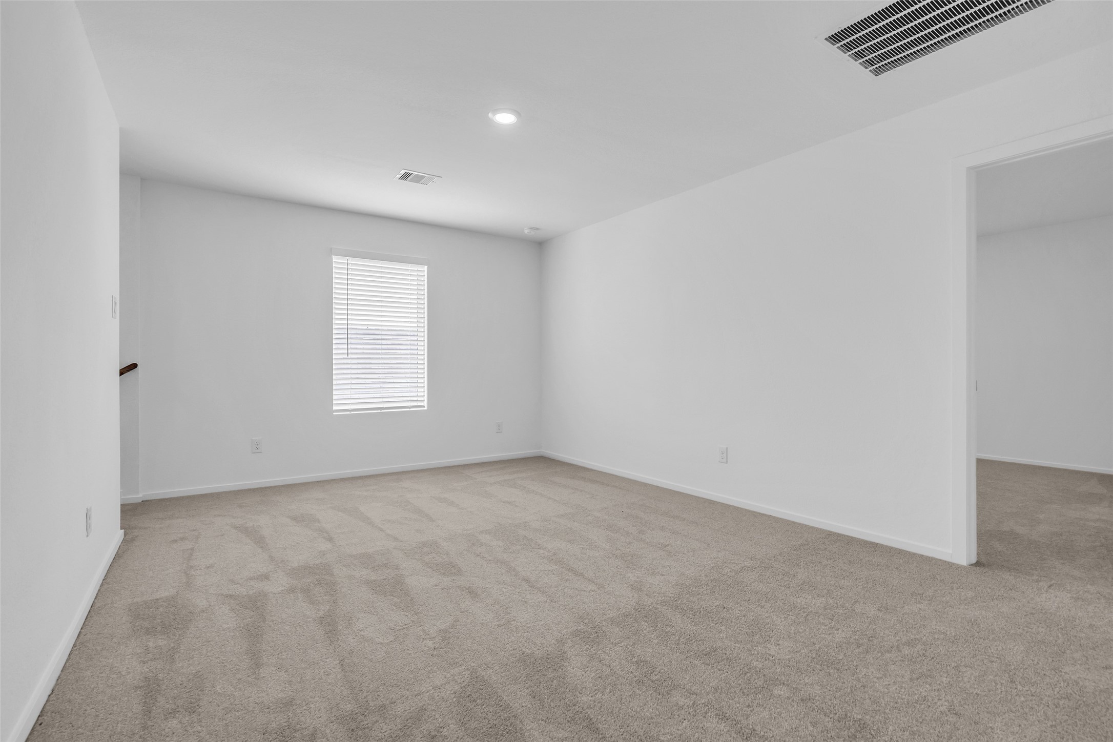 254 Farray Forest Property Photo 6