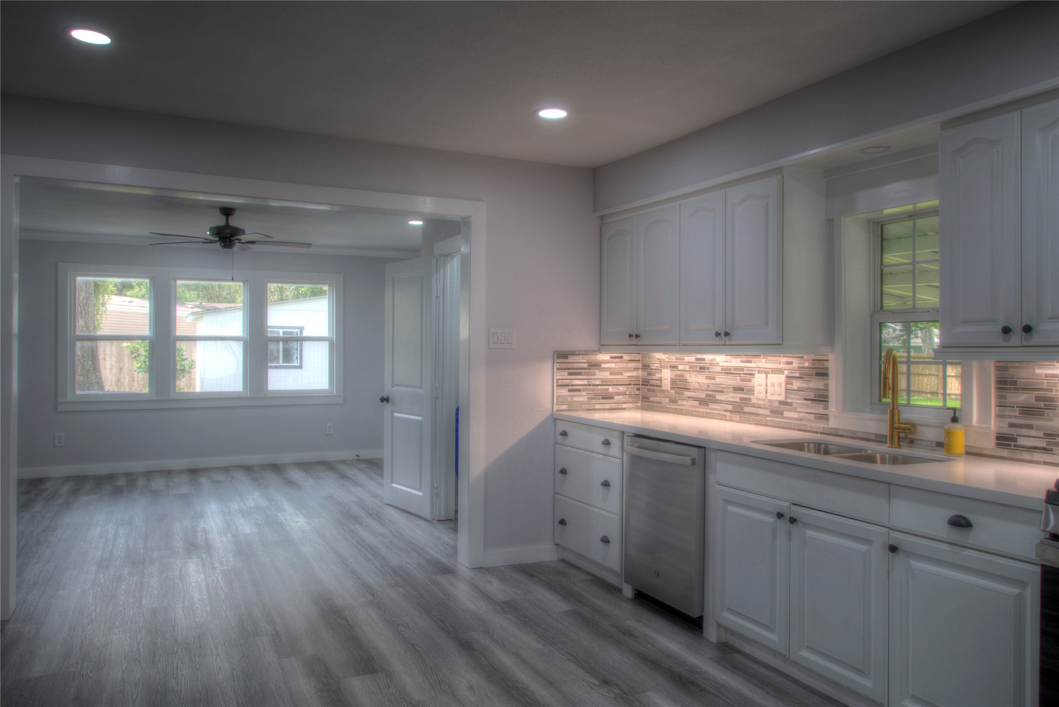 415 Perkins Avenue Property Photo 13