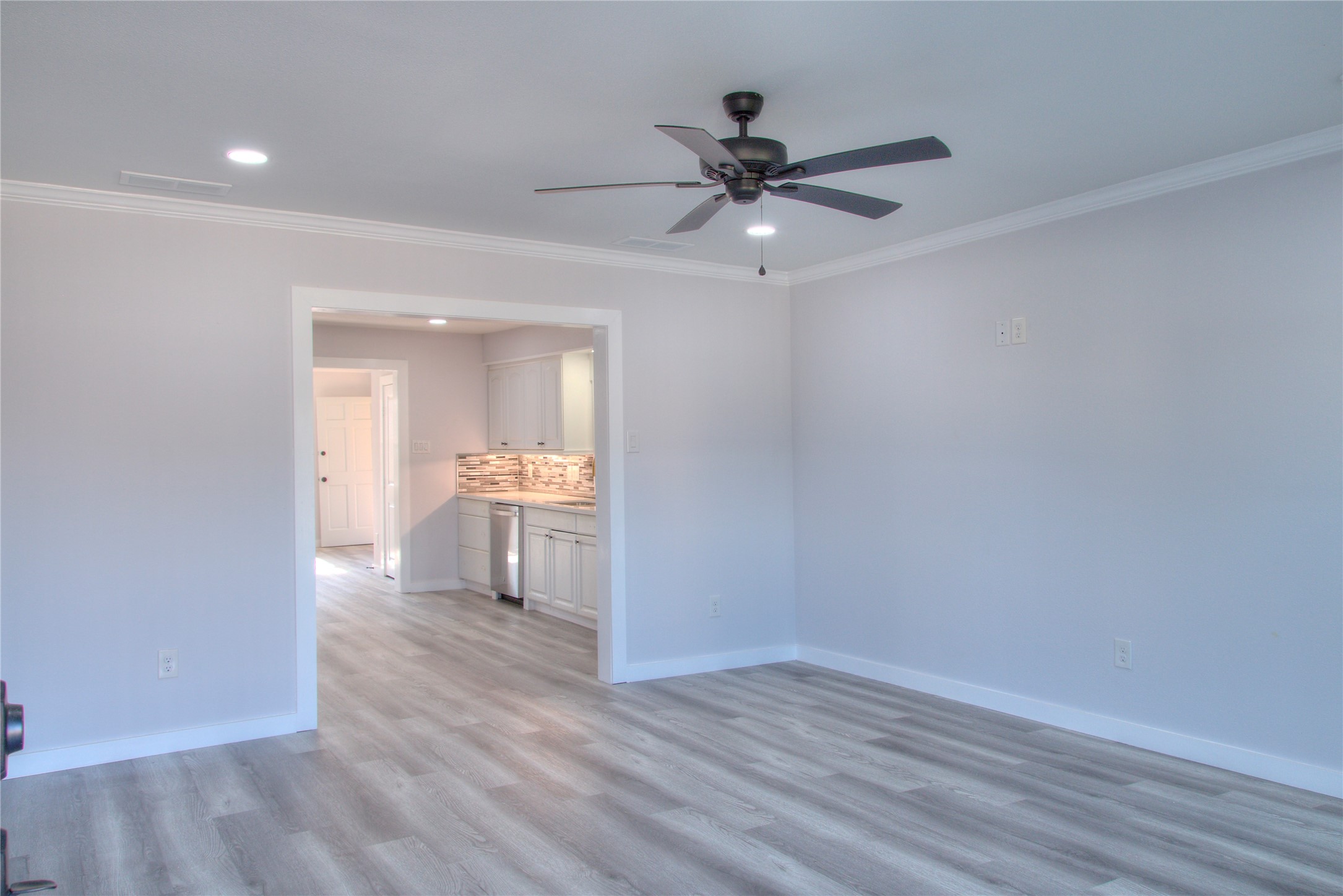 415 Perkins Avenue Property Photo 16