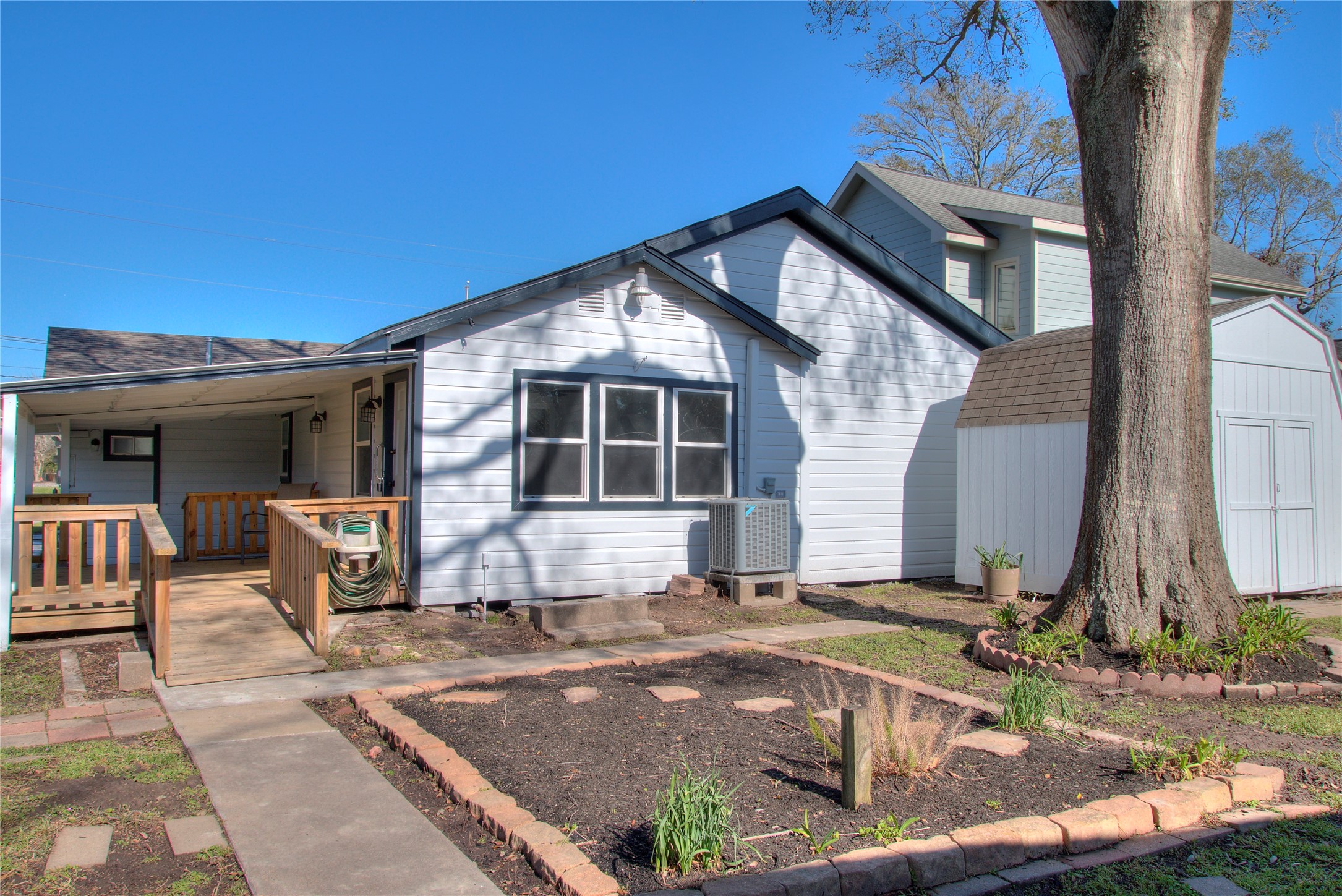 415 Perkins Avenue Property Photo 26