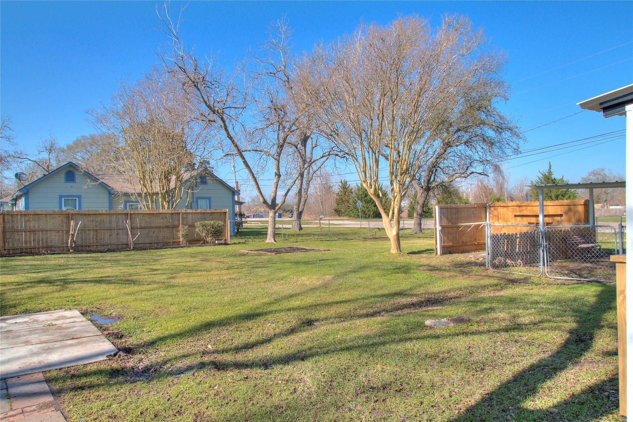 415 Perkins Avenue Property Photo 29