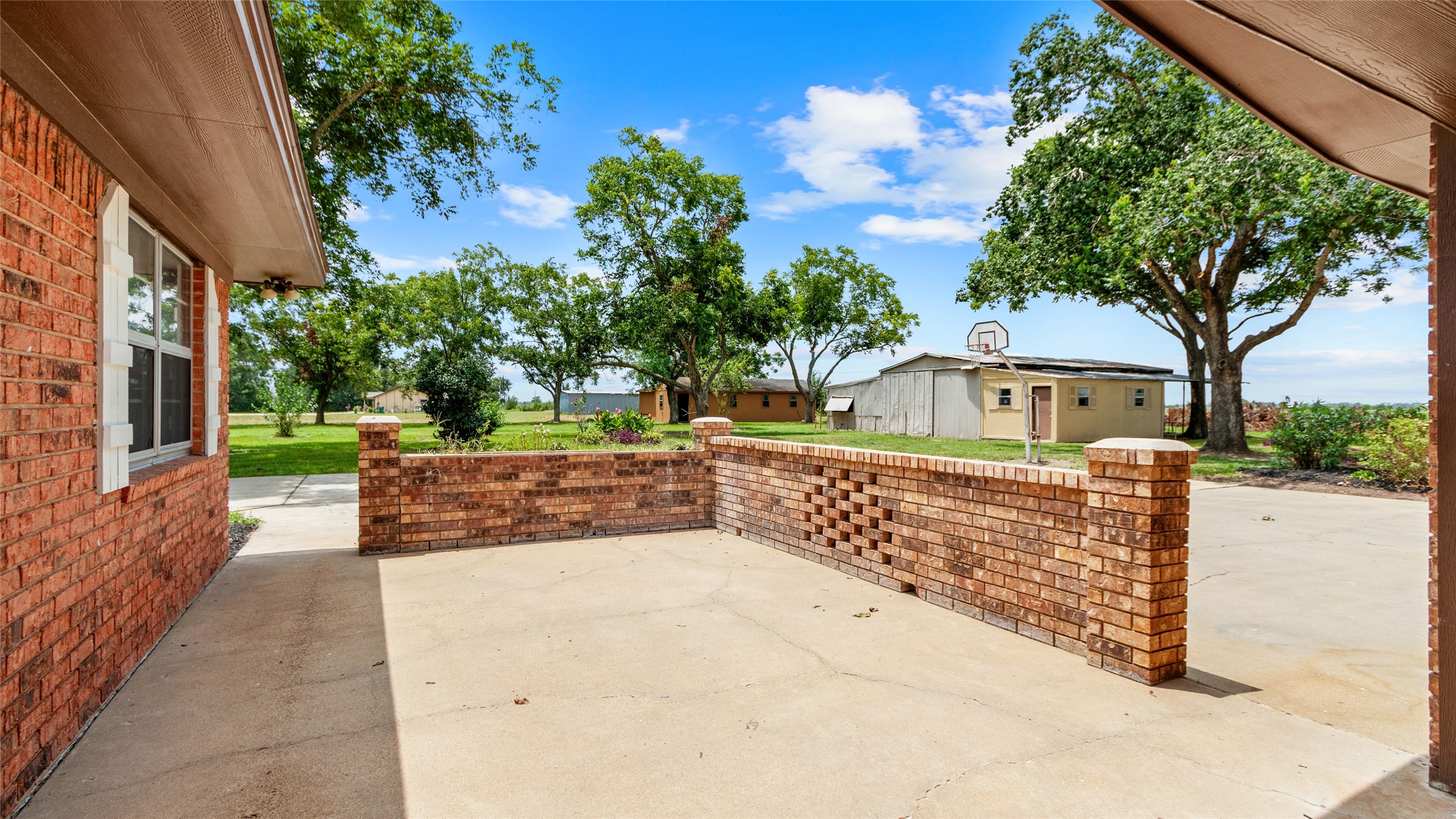 215 Lakeview Lane Property Photo 31