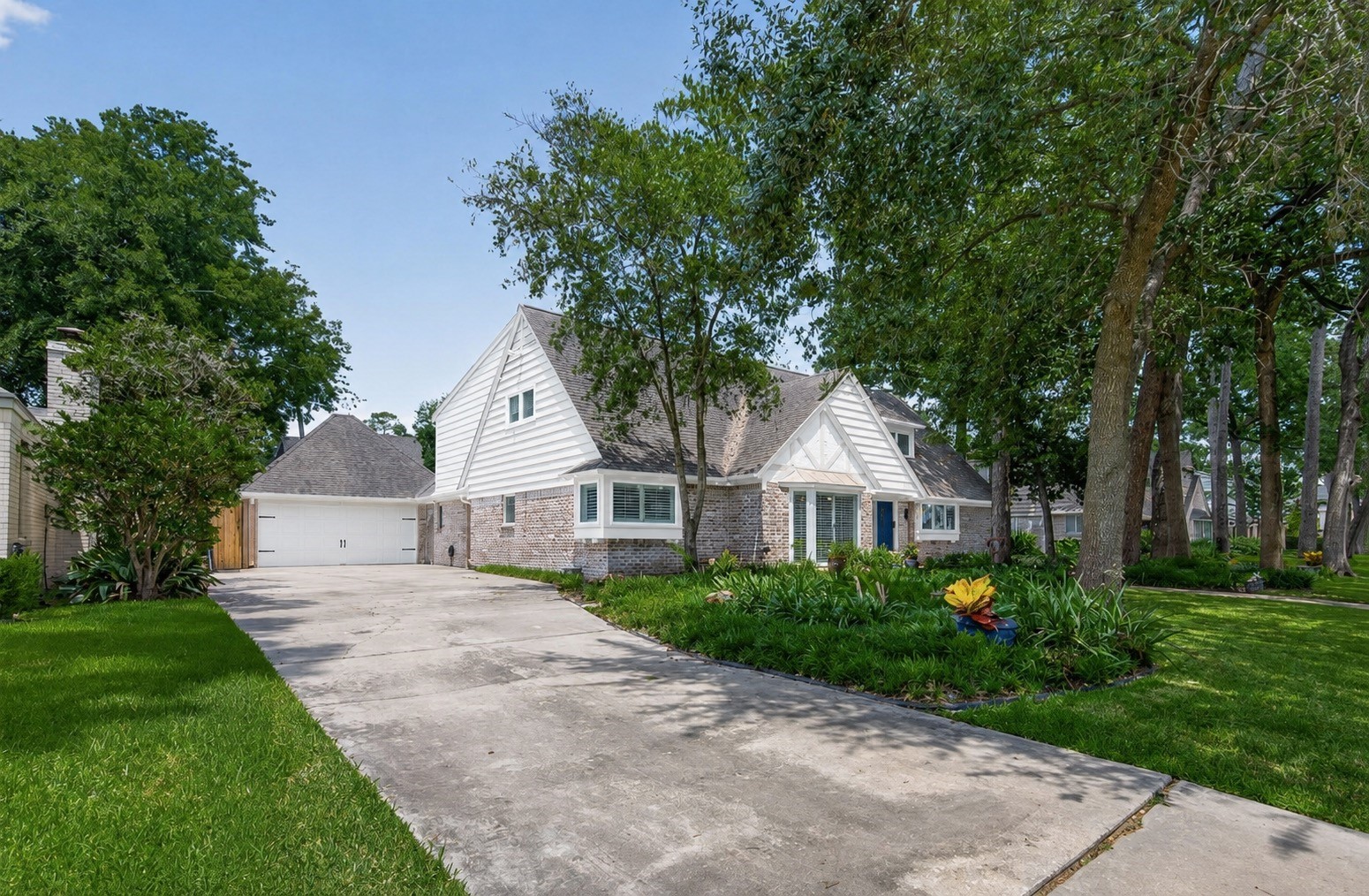 13506 Apple Tree Road Property Photo 4