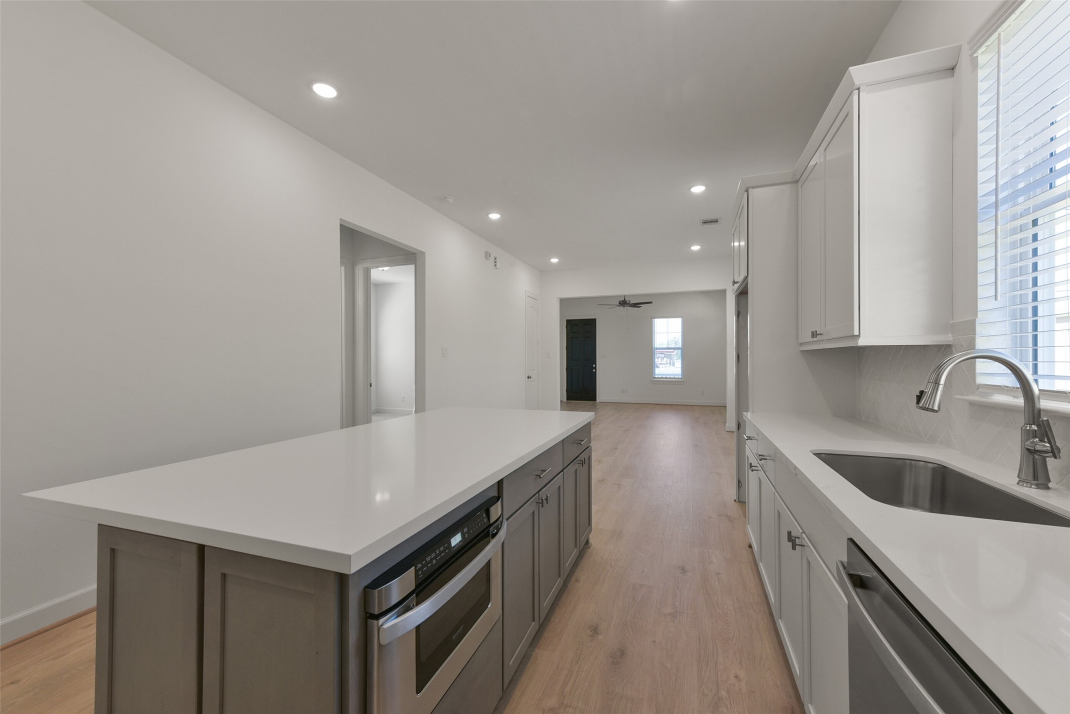 2503 S Houston Avenue Property Photo 13