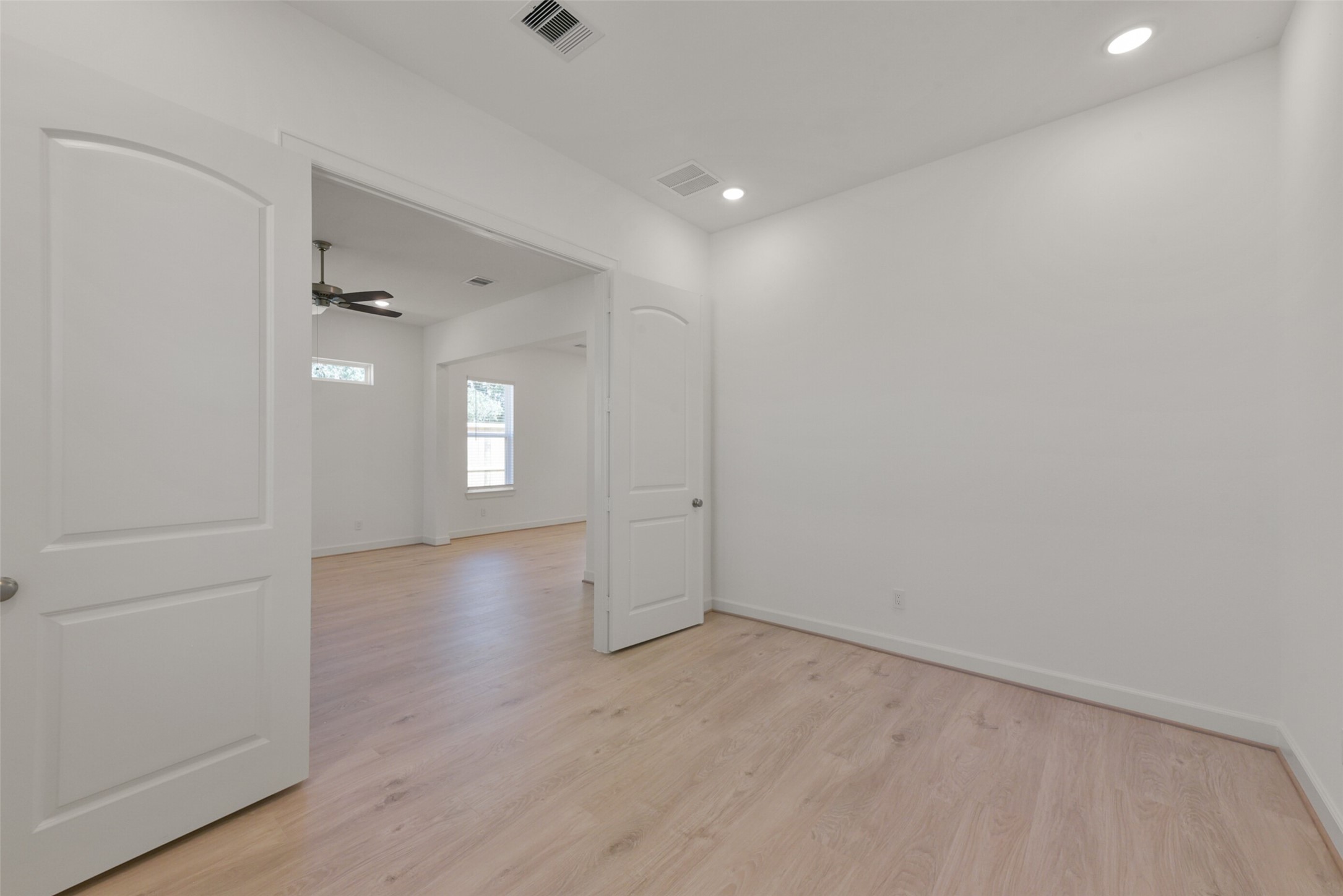 2503 S Houston Avenue Property Photo 17