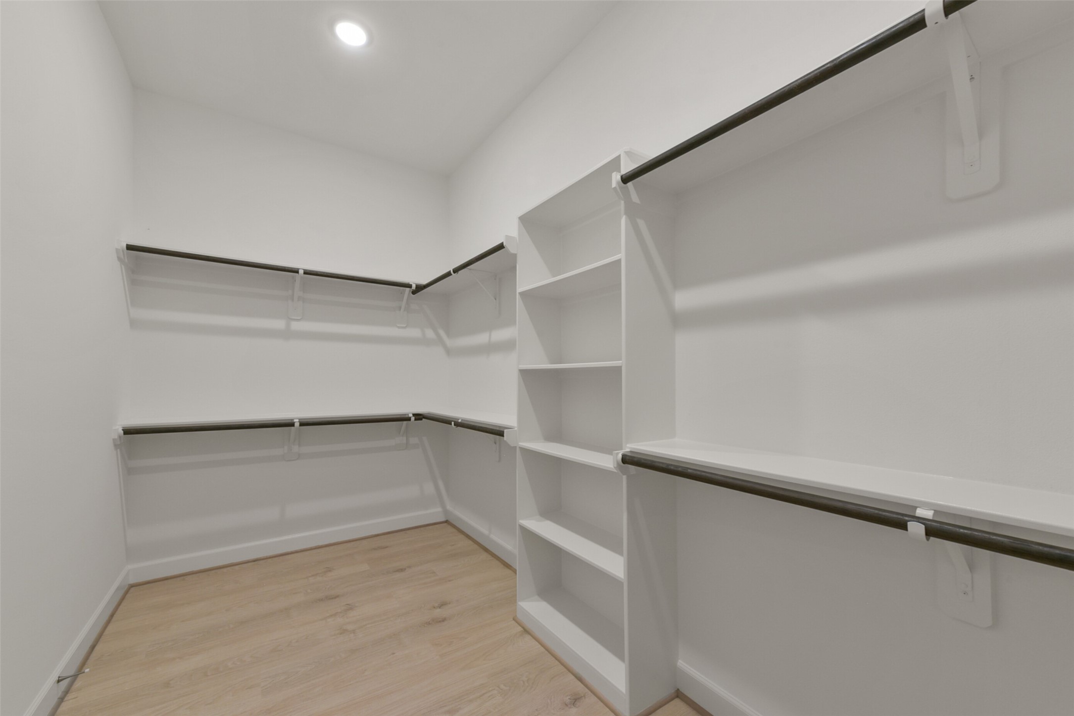 2503 S Houston Avenue Property Photo 23