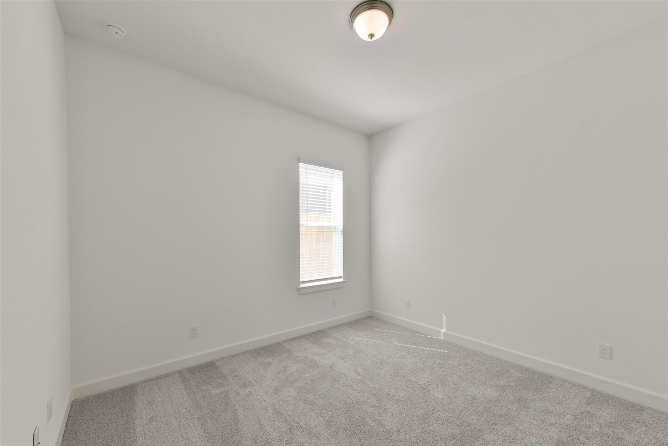 2503 S Houston Avenue Property Photo 26