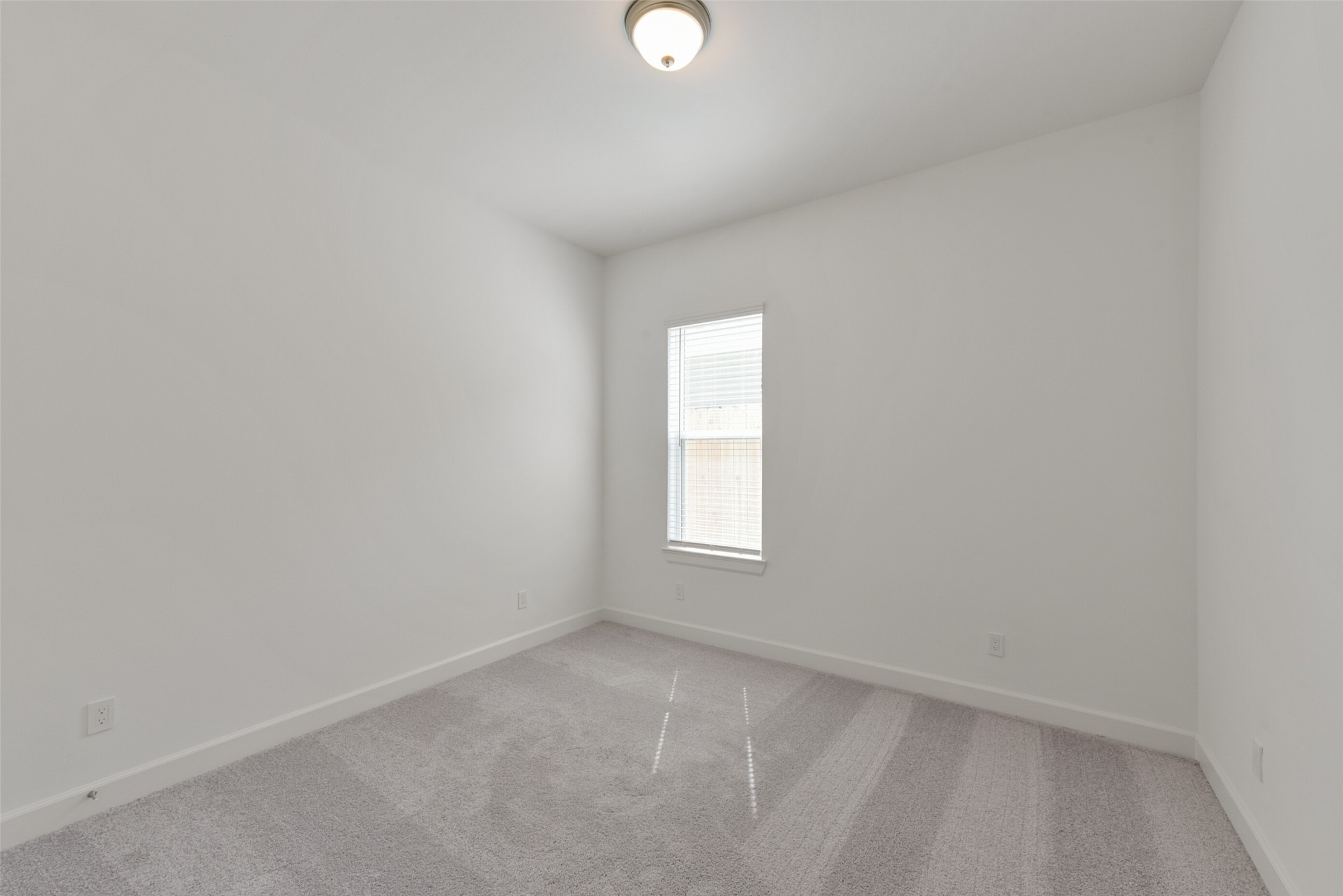 2503 S Houston Avenue Property Photo 29