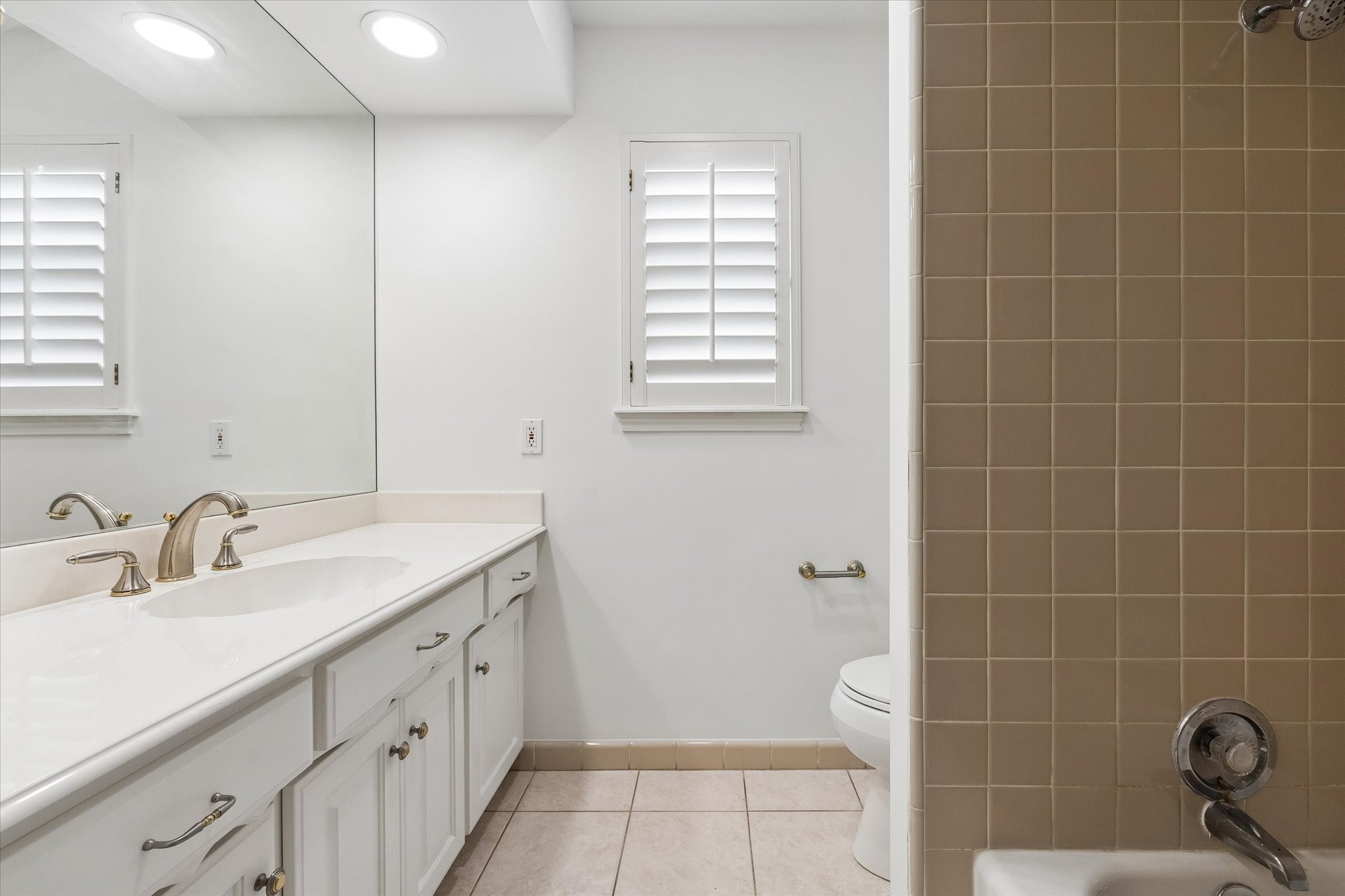 10614 Longmont Drive Property Photo 34