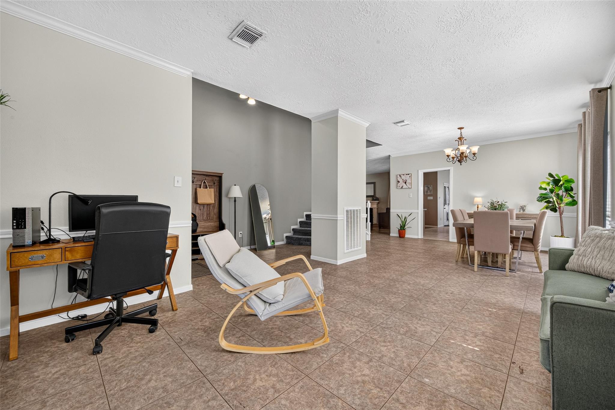 5111 Scottline Drive Property Photo 8