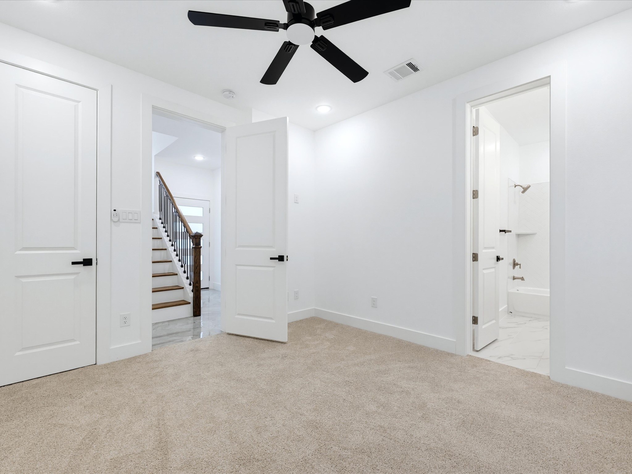 3405 Baer Street Property Photo 11