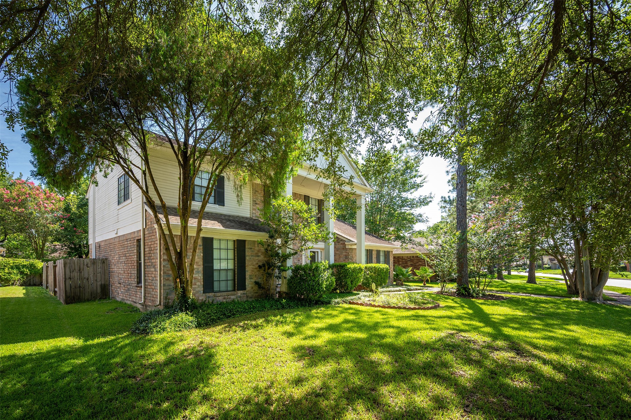 15115 Delbarton Drive Property Photo 3
