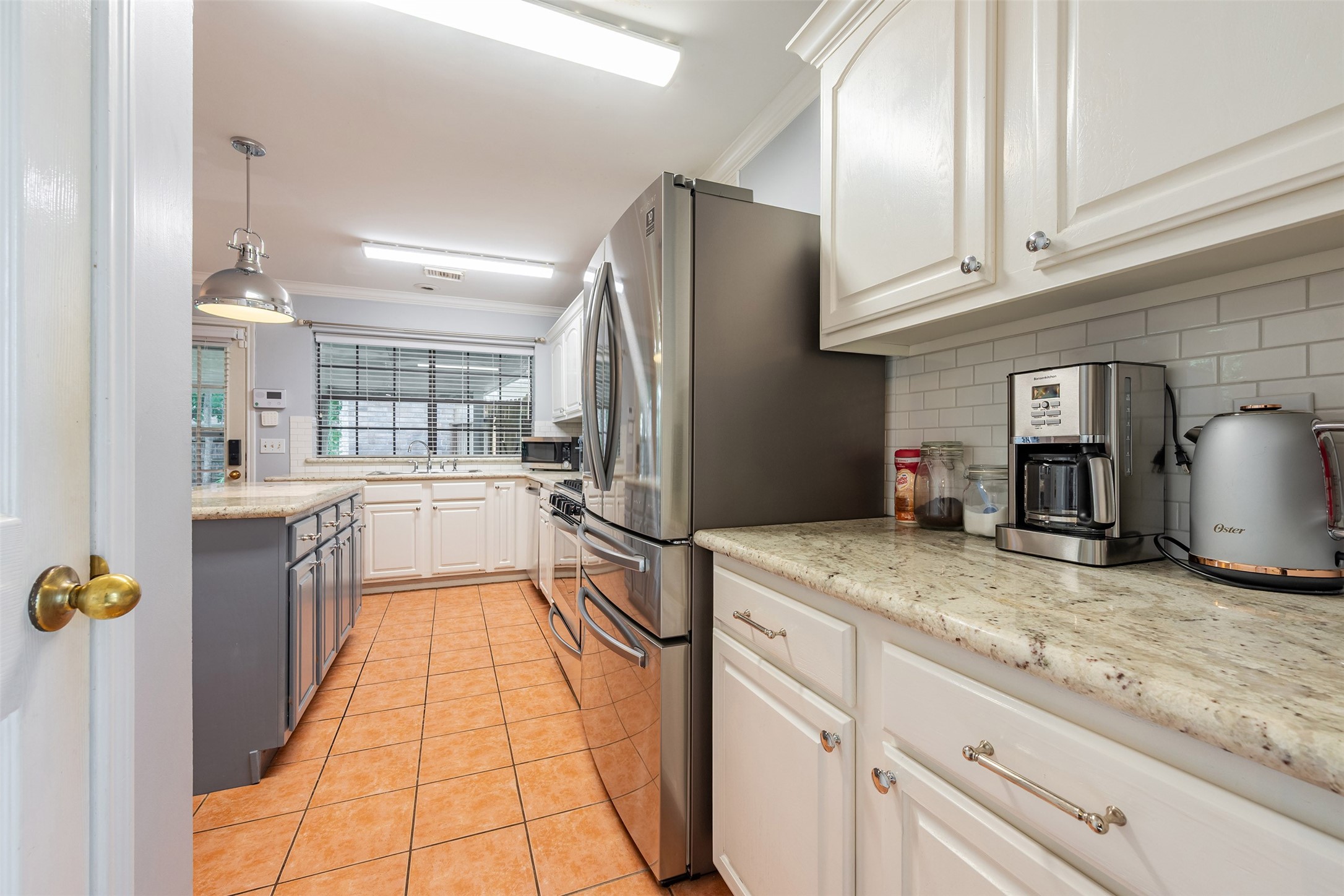 15115 Delbarton Drive Property Photo 14