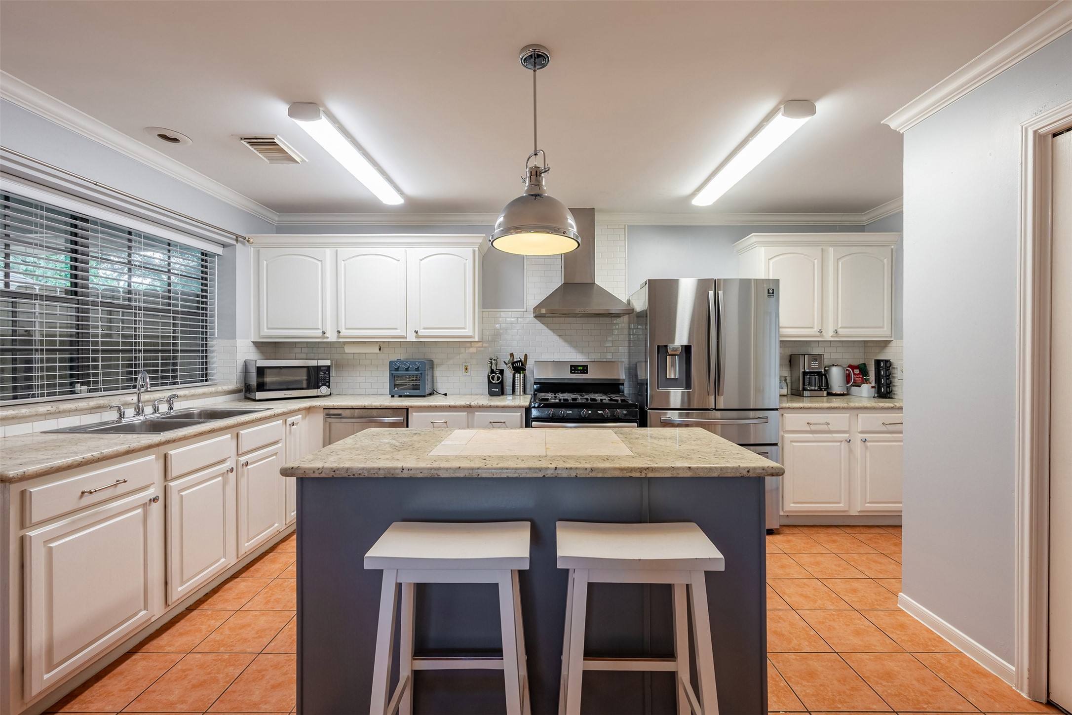 15115 Delbarton Drive Property Photo 15