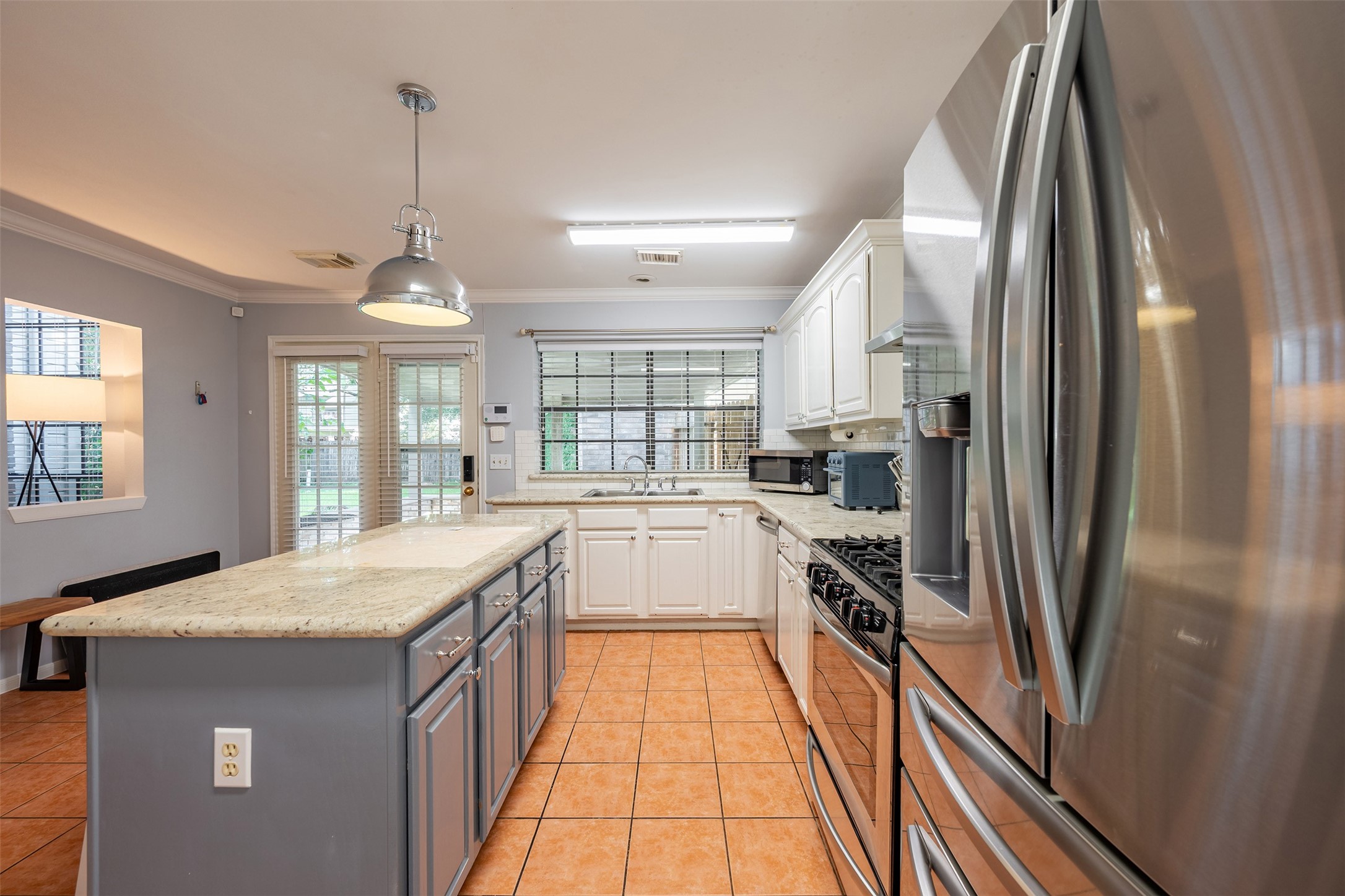 15115 Delbarton Drive Property Photo 17