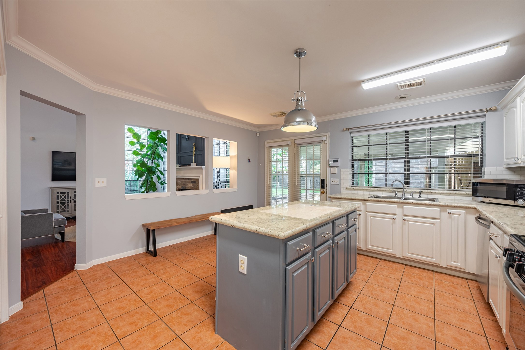15115 Delbarton Drive Property Photo 18