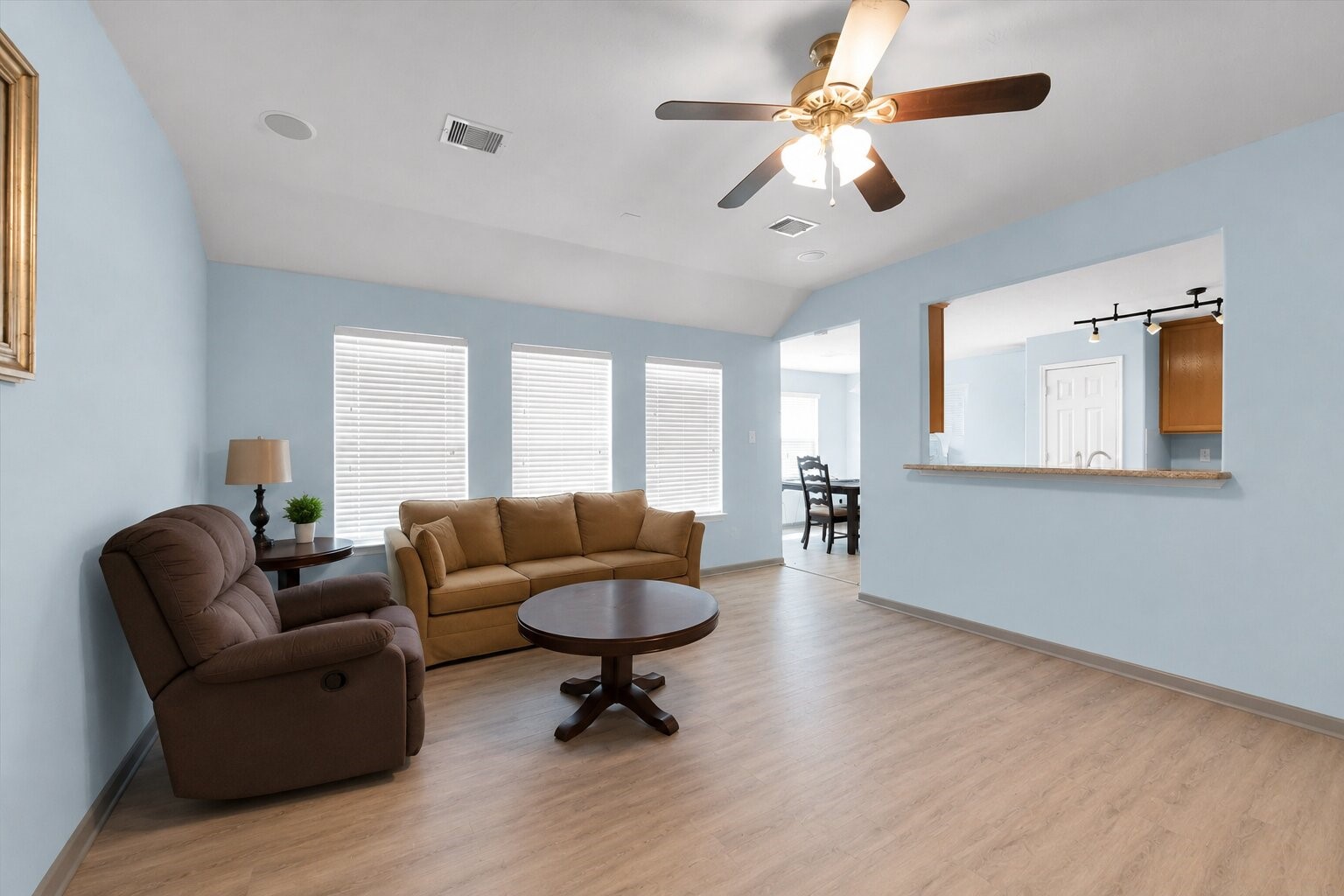 4208 Parry Drive Property Photo 9