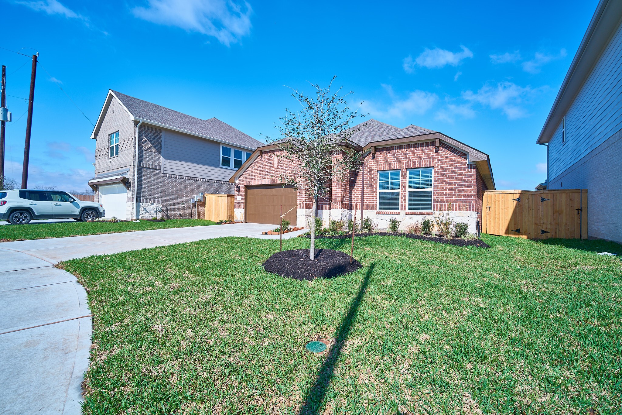 21522 Iron Oak Lane Property Photo 3