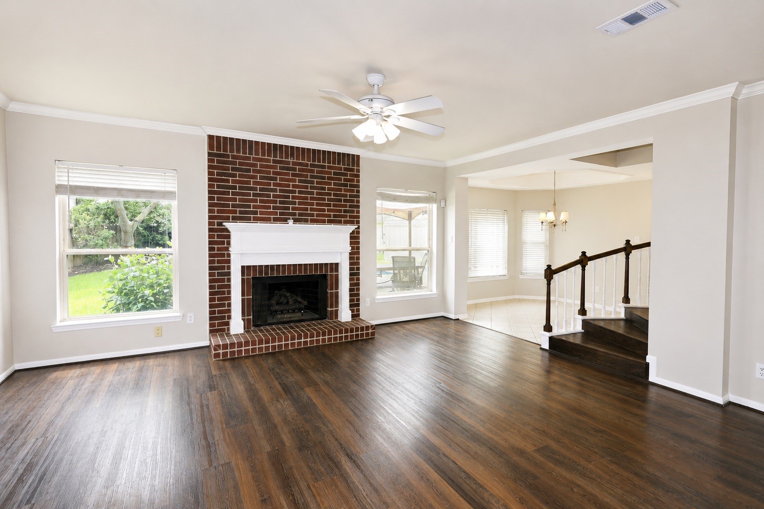 7014 Morningside Drive Property Photo 2