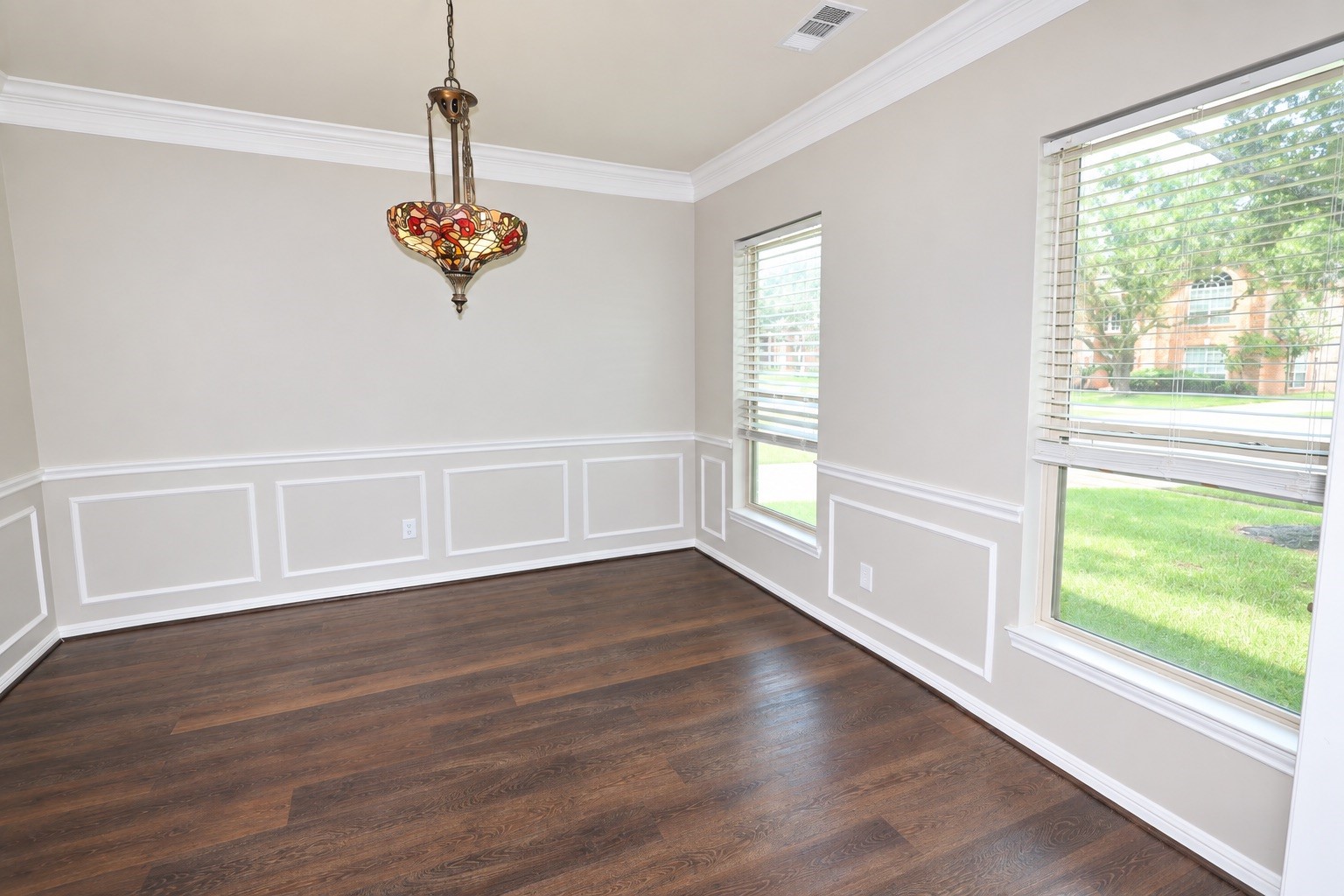 7014 Morningside Drive Property Photo 5