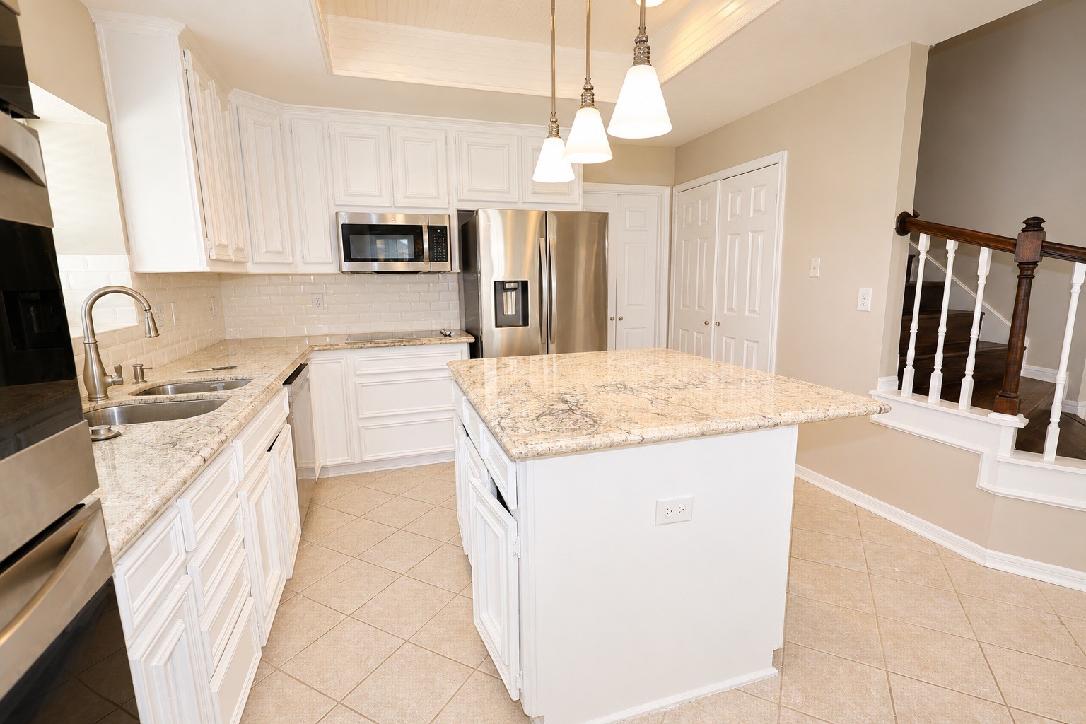 7014 Morningside Drive Property Photo 8