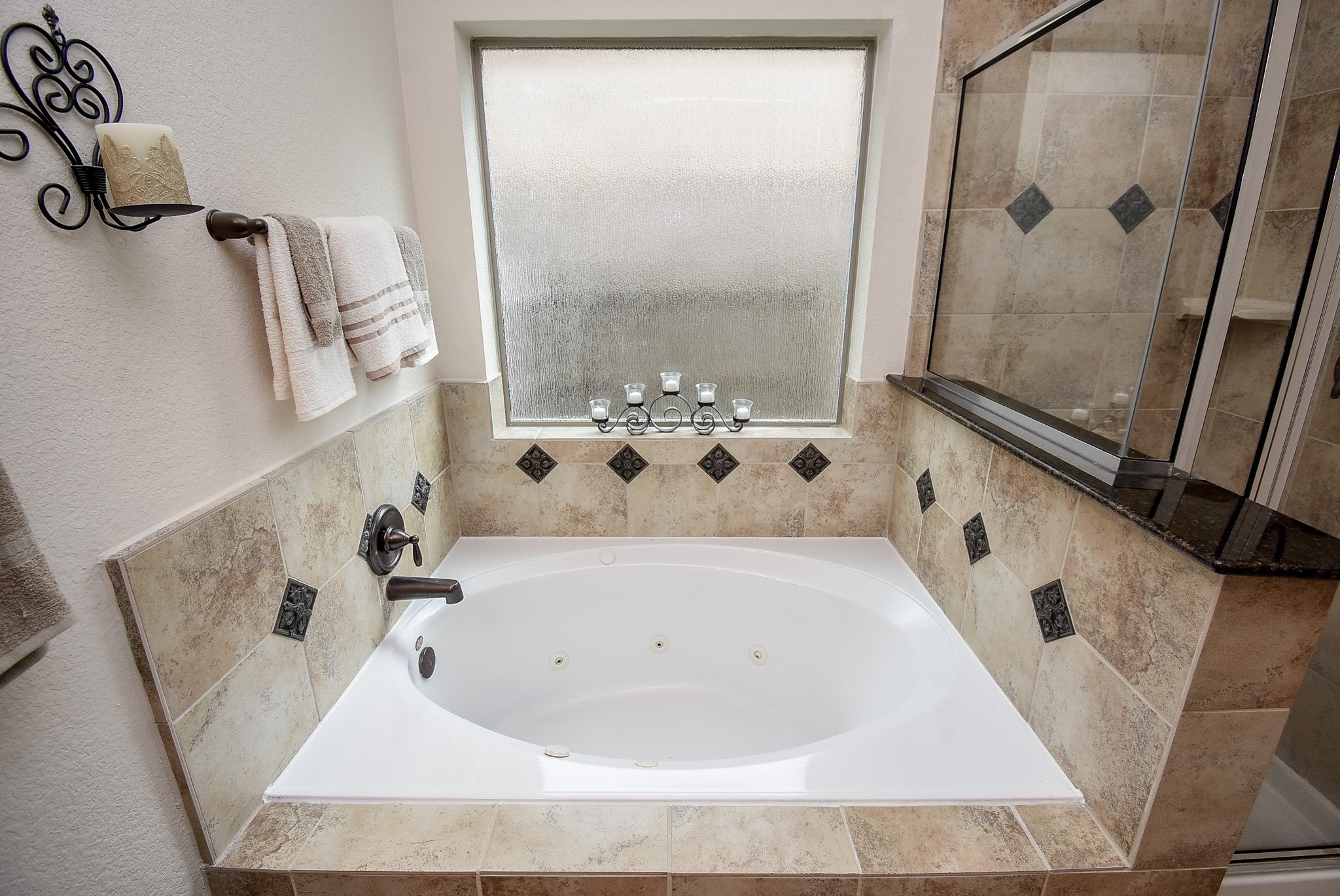 5039 Crystal Bluff Court Property Photo 23