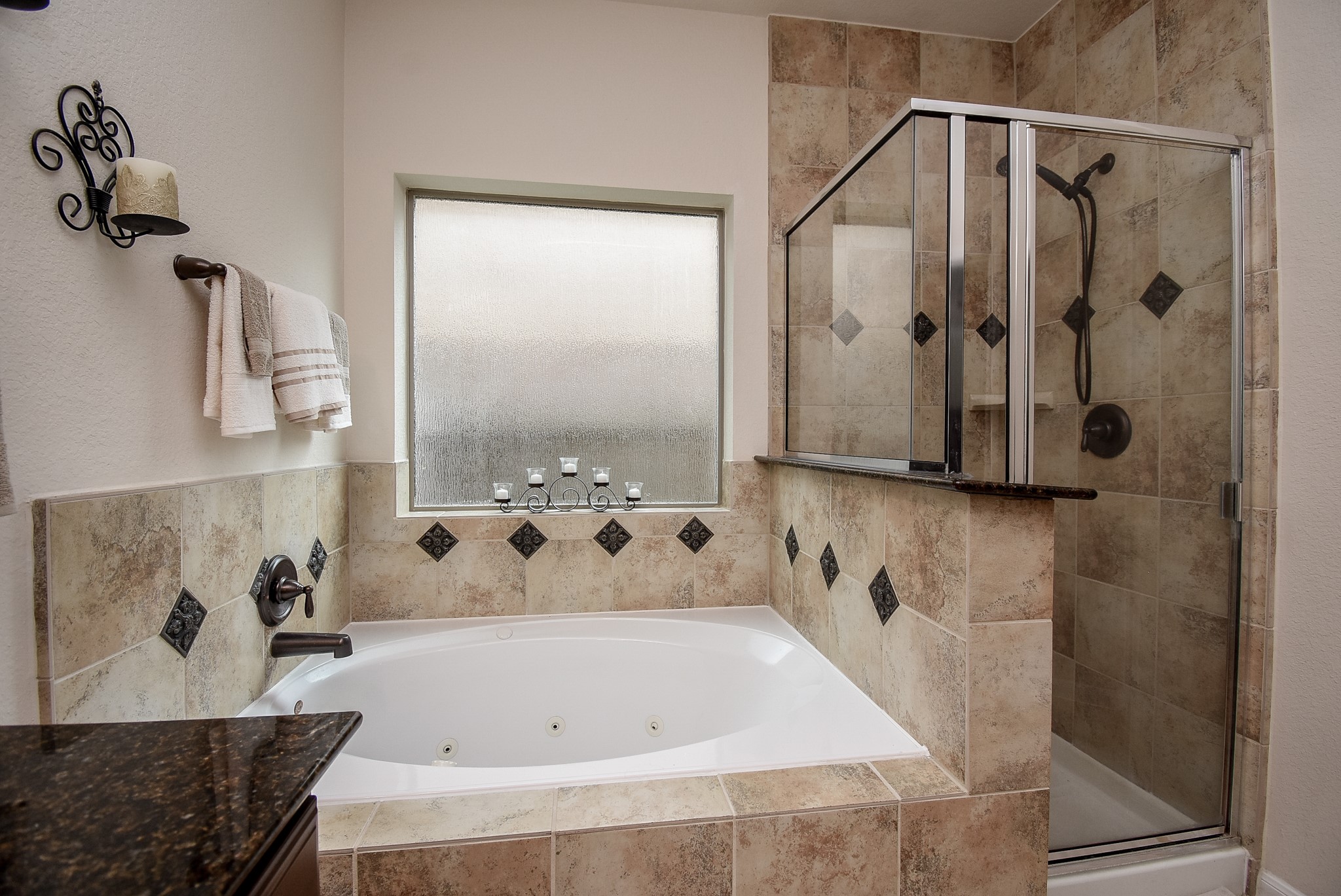 5039 Crystal Bluff Court Property Photo 24