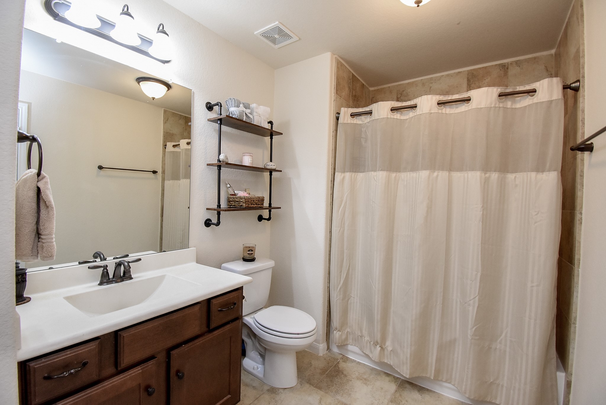 5039 Crystal Bluff Court Property Photo 29