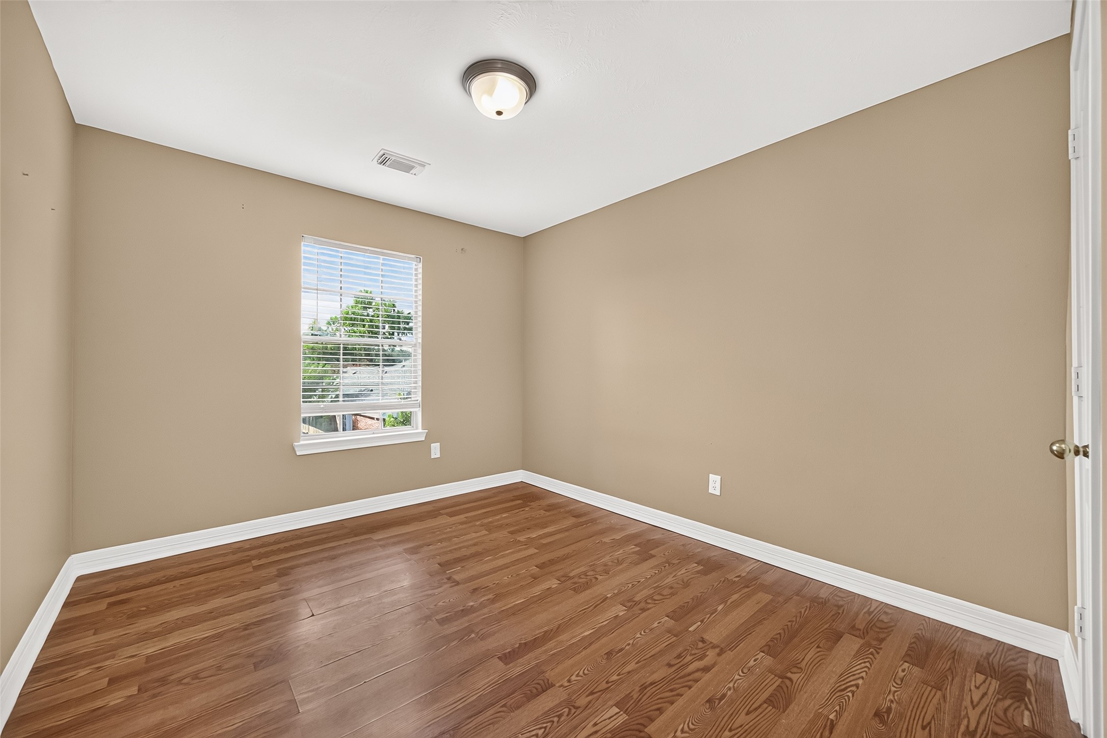 4011 Alexis Circle Property Photo 28