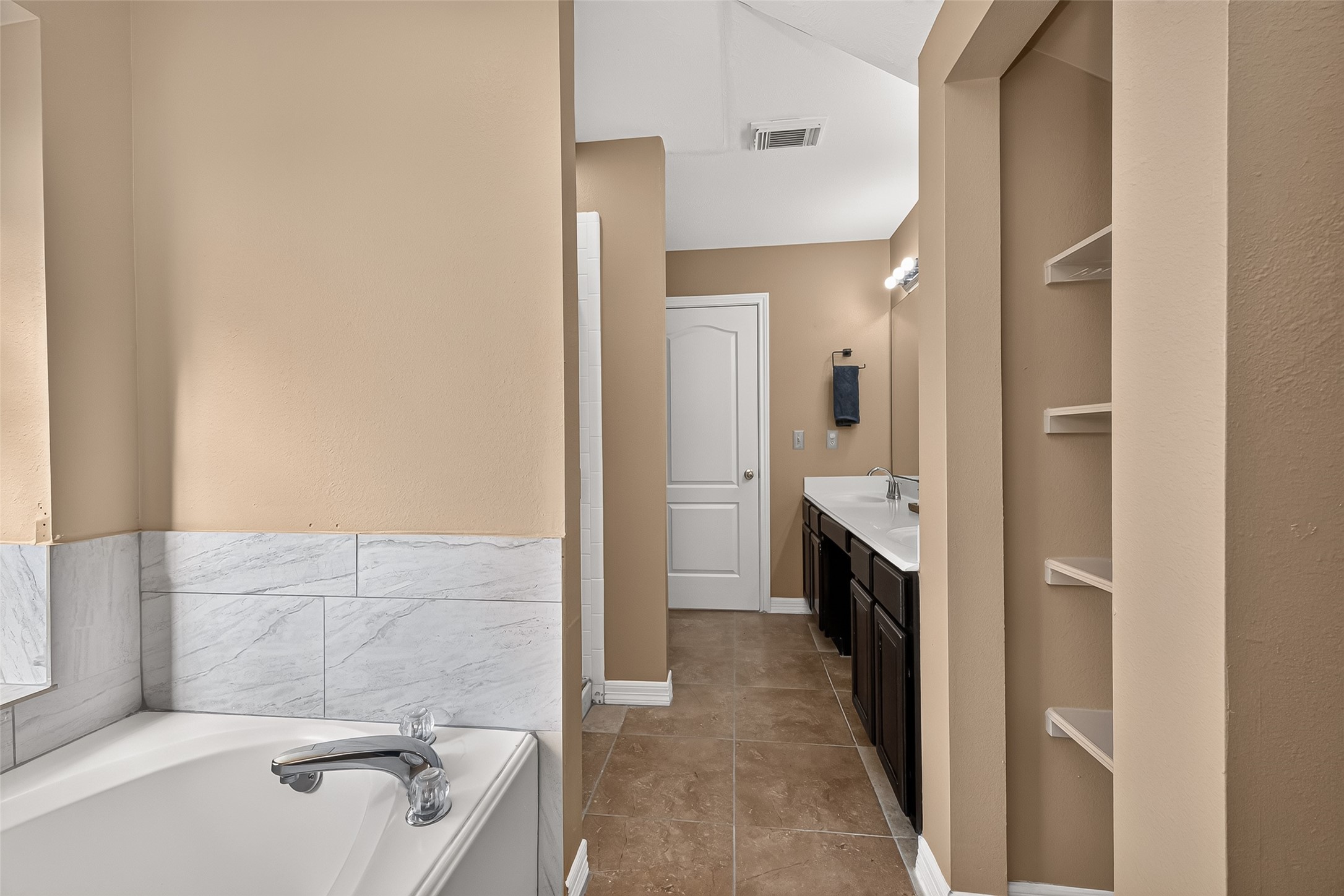 4011 Alexis Circle Property Photo 42