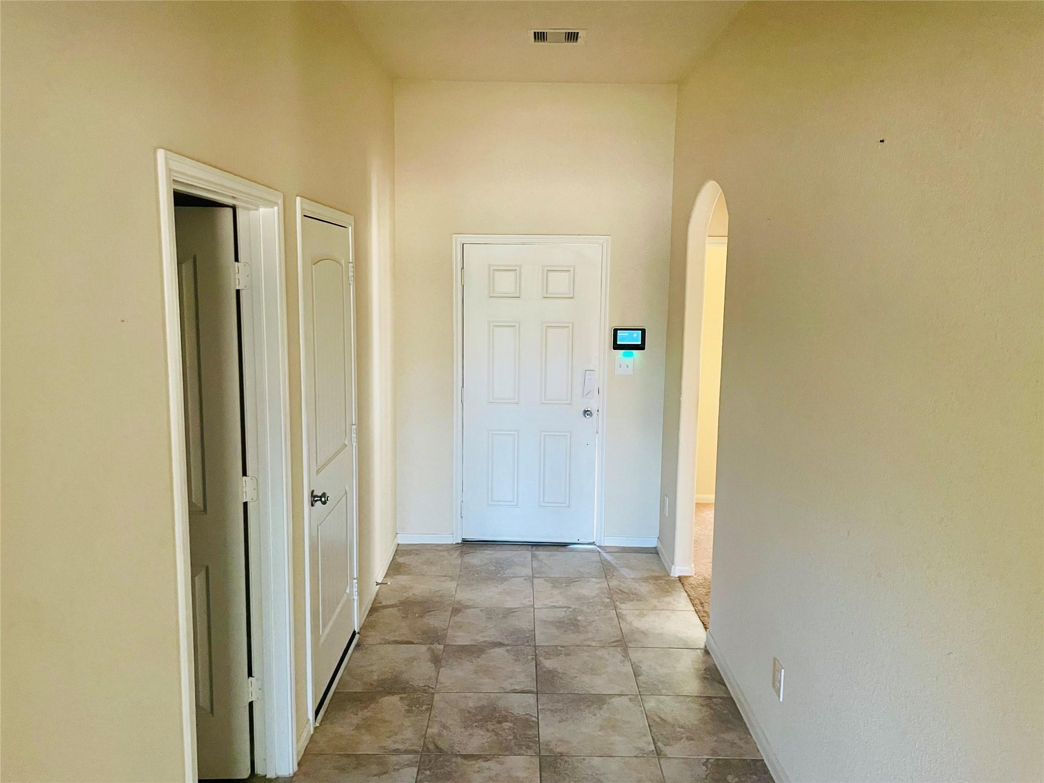 335 American Black Bear Drive, Crosby Tx 77532 Property Photo 4